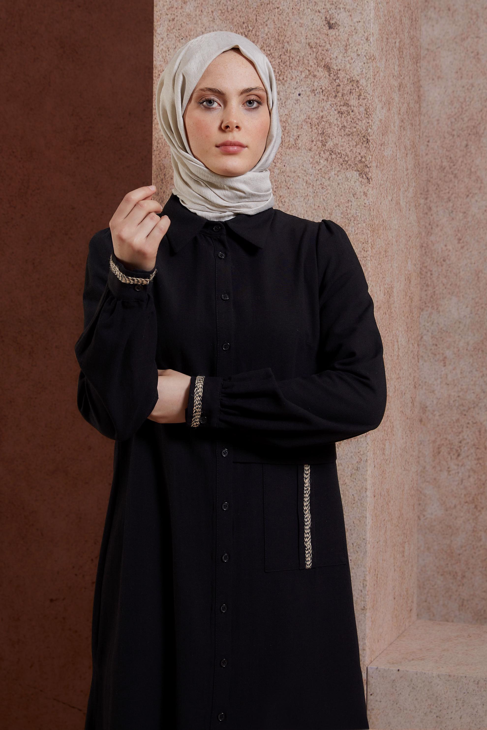 Tesettür giyim BEJ ALVİNA JAKARLI ŞAL 8427