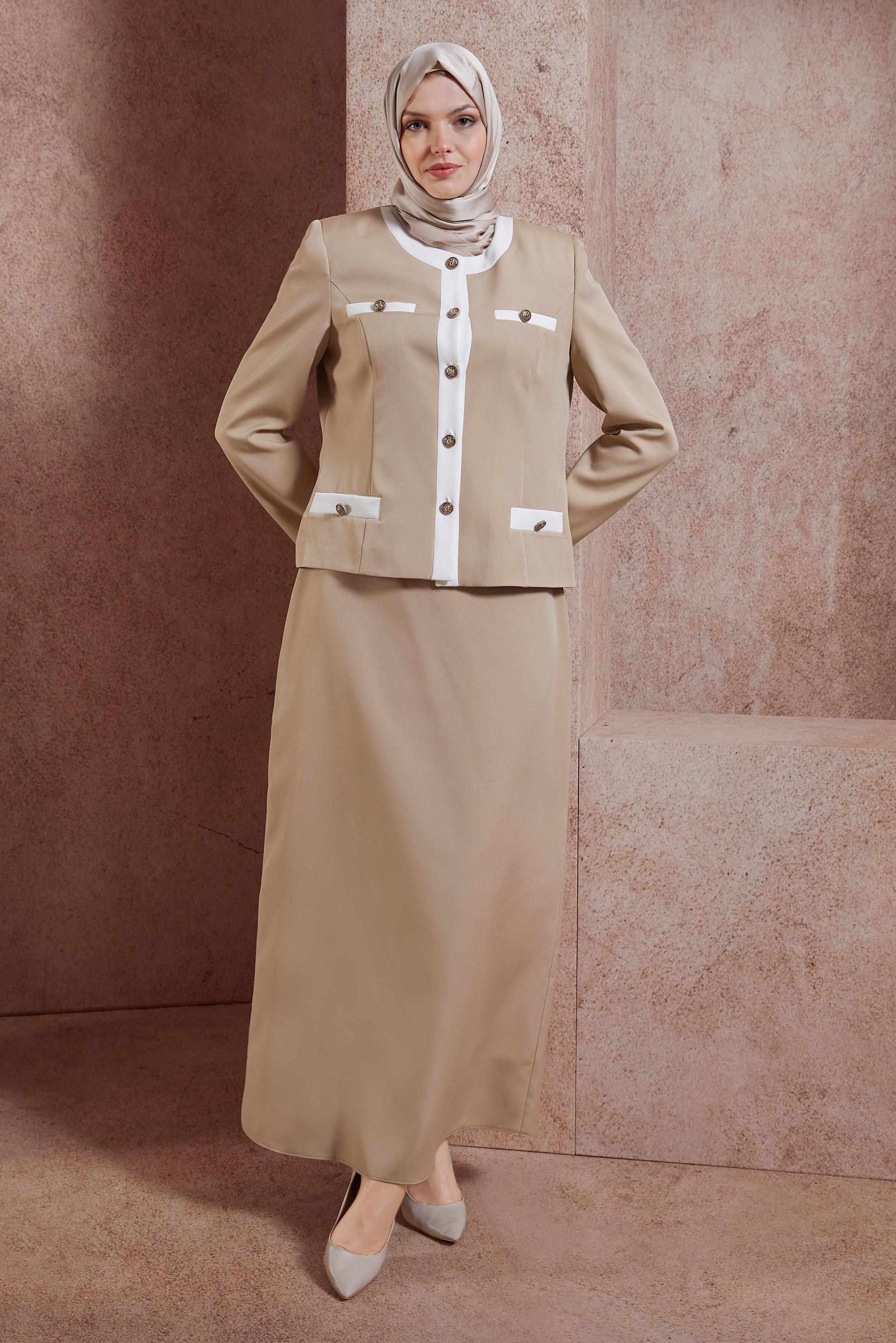 Tesettür giyim BEJ DÜĞME DETAYLI ETEKLİ TAKIM 30426