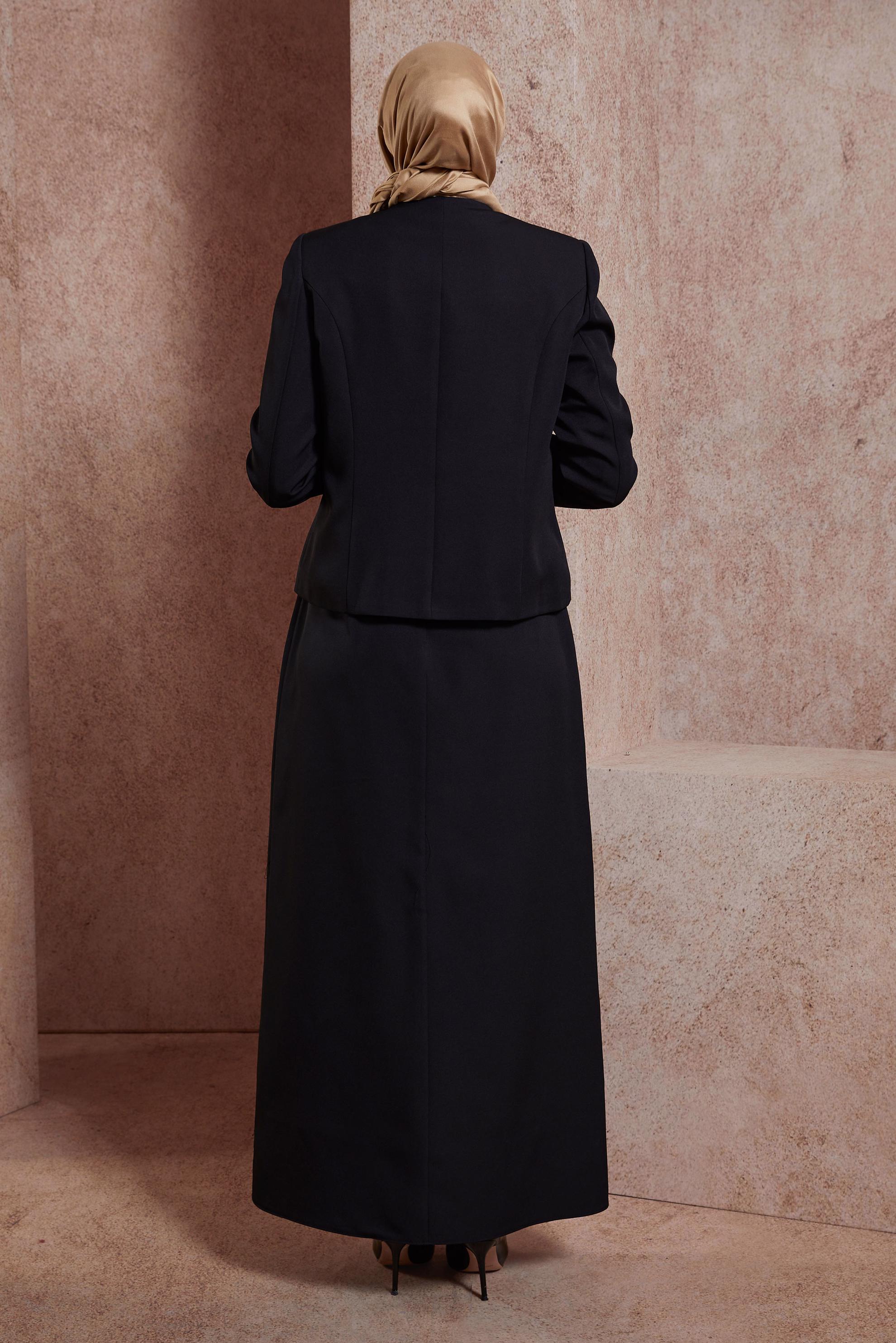 Tesettür giyim SİYAH DÜĞMELİ ETEKLİ TAKIM 30427
