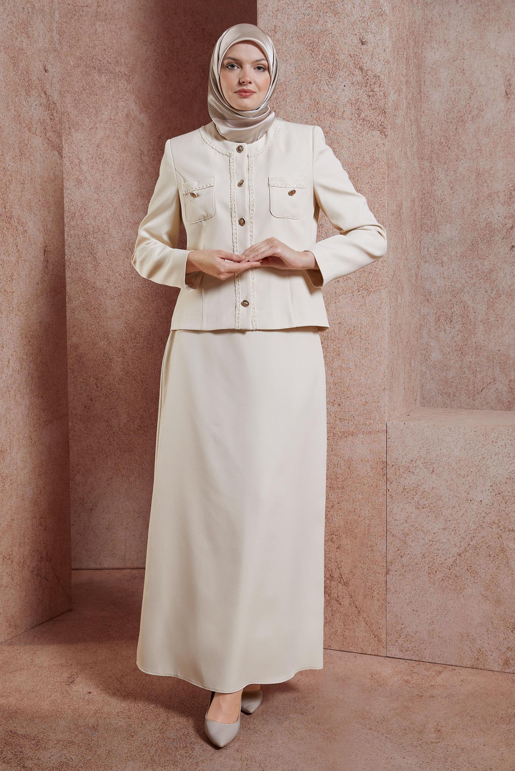 Tesettür giyim EKRU DÜĞMELİ ETEKLİ TAKIM 30427