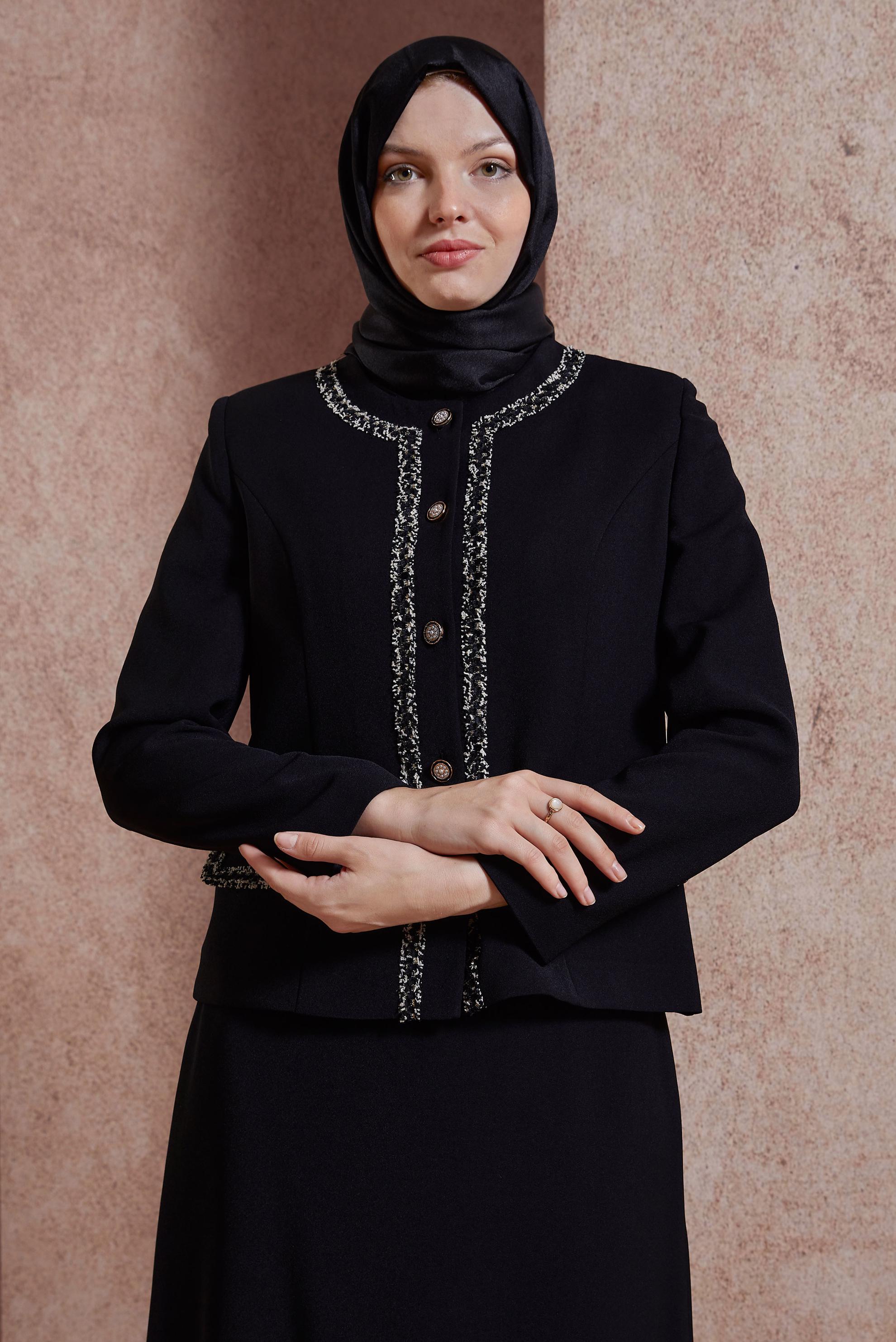 Tesettür giyim SİYAH DÜĞMELİ ETEKLİ TAKIM 30428