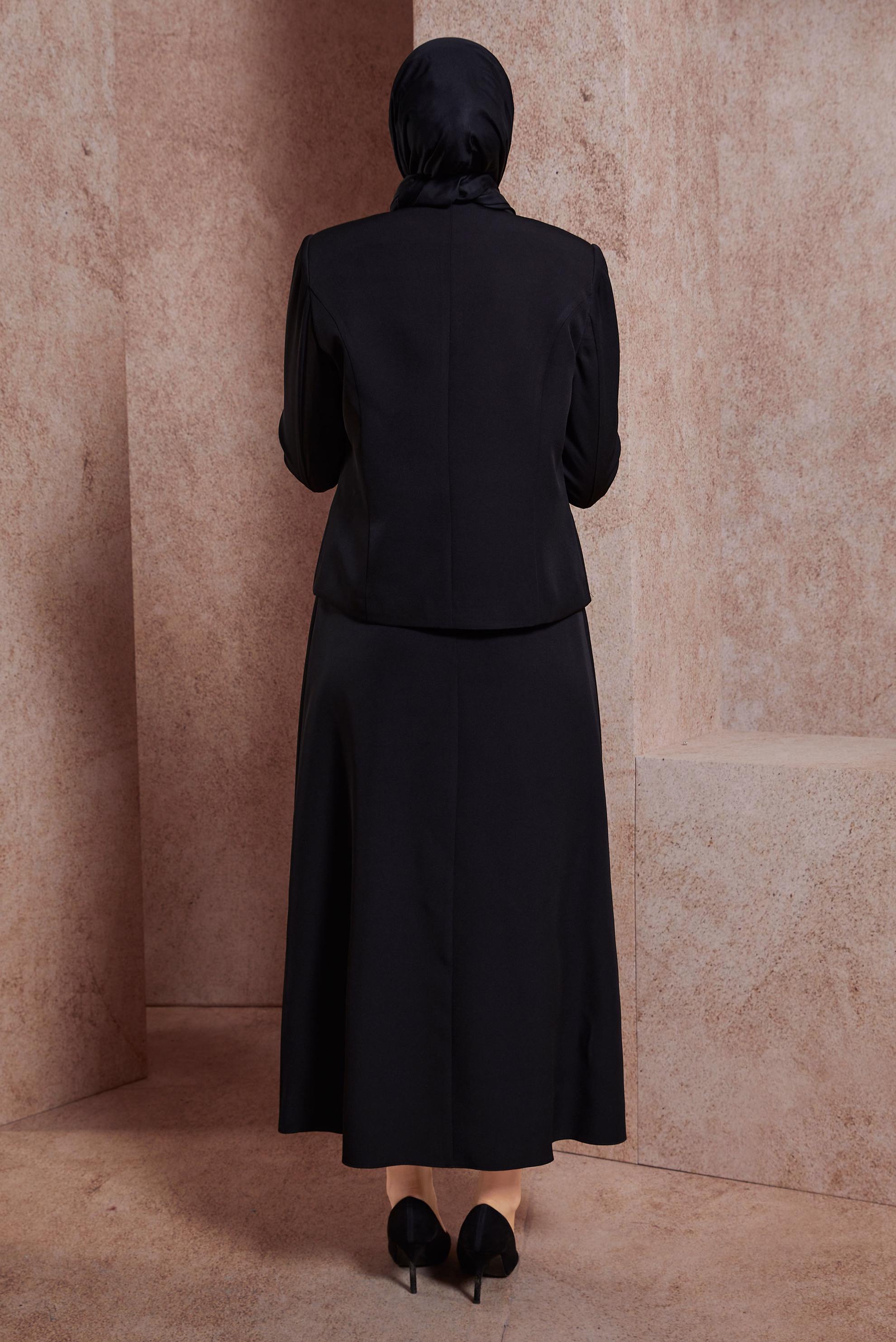 Tesettür giyim SİYAH DÜĞMELİ ETEKLİ TAKIM 30431