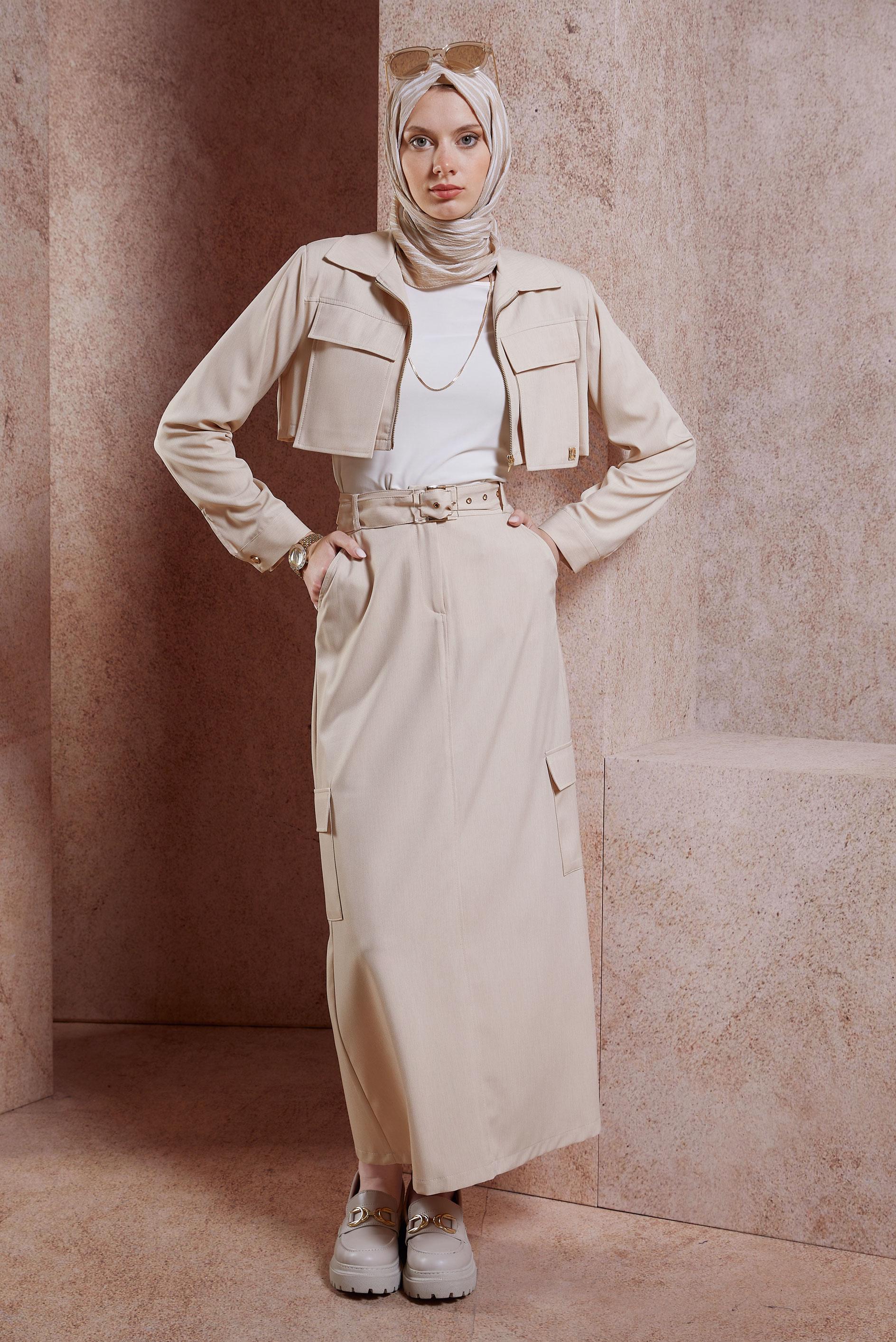 Tesettür giyim BEJ KEMERLİ CEKETLİ ETEKLİ TAKIM 44460