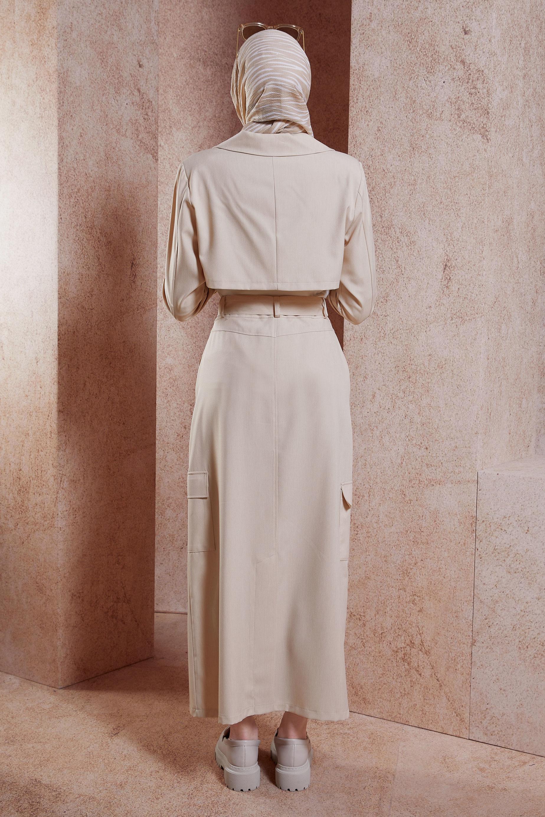 Tesettür giyim BEJ KEMERLİ CEKETLİ ETEKLİ TAKIM 44460