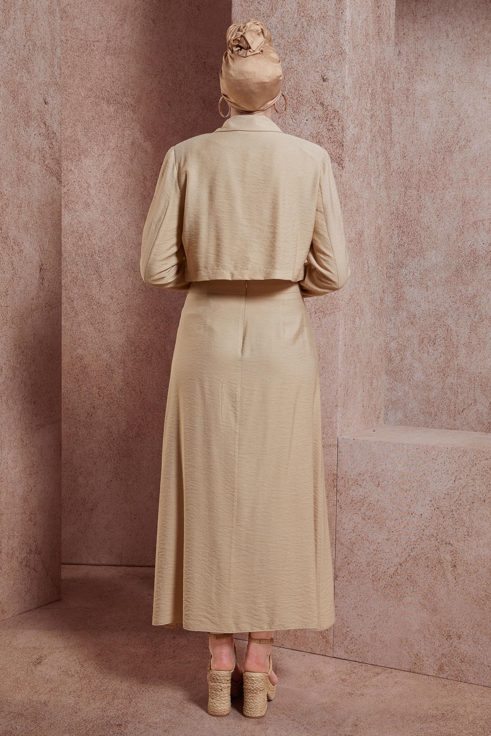 Tesettür giyim BEJ BÜZGÜ DETAYLI ETEKLİ TAKIM 44505