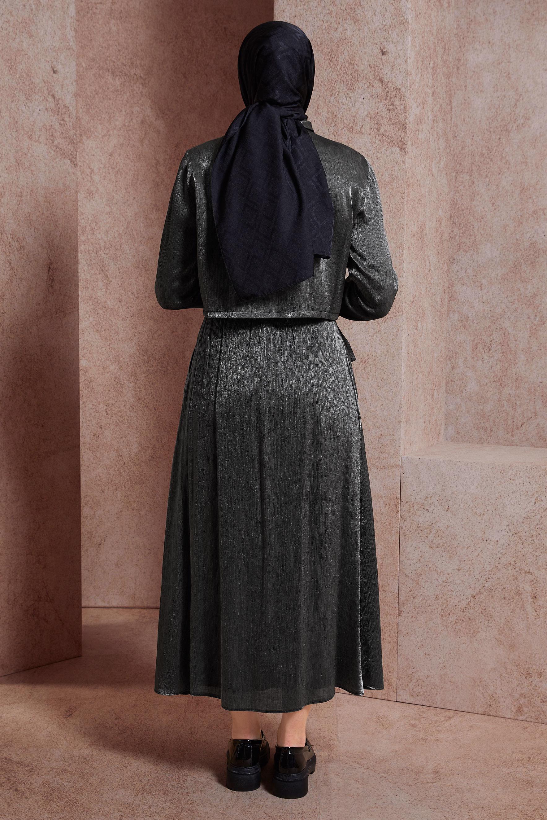 Tesettür giyim GRİ ETEKLİ SATEN DOKULU BÜRÜMCÜK TAKIM 44567