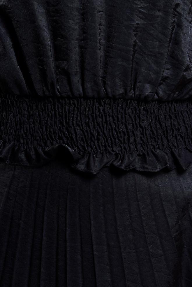 Tesettür giyim SİYAH GİPELİ ETEKLİ TESETTÜR TAKIM 44716 - ALVİNA