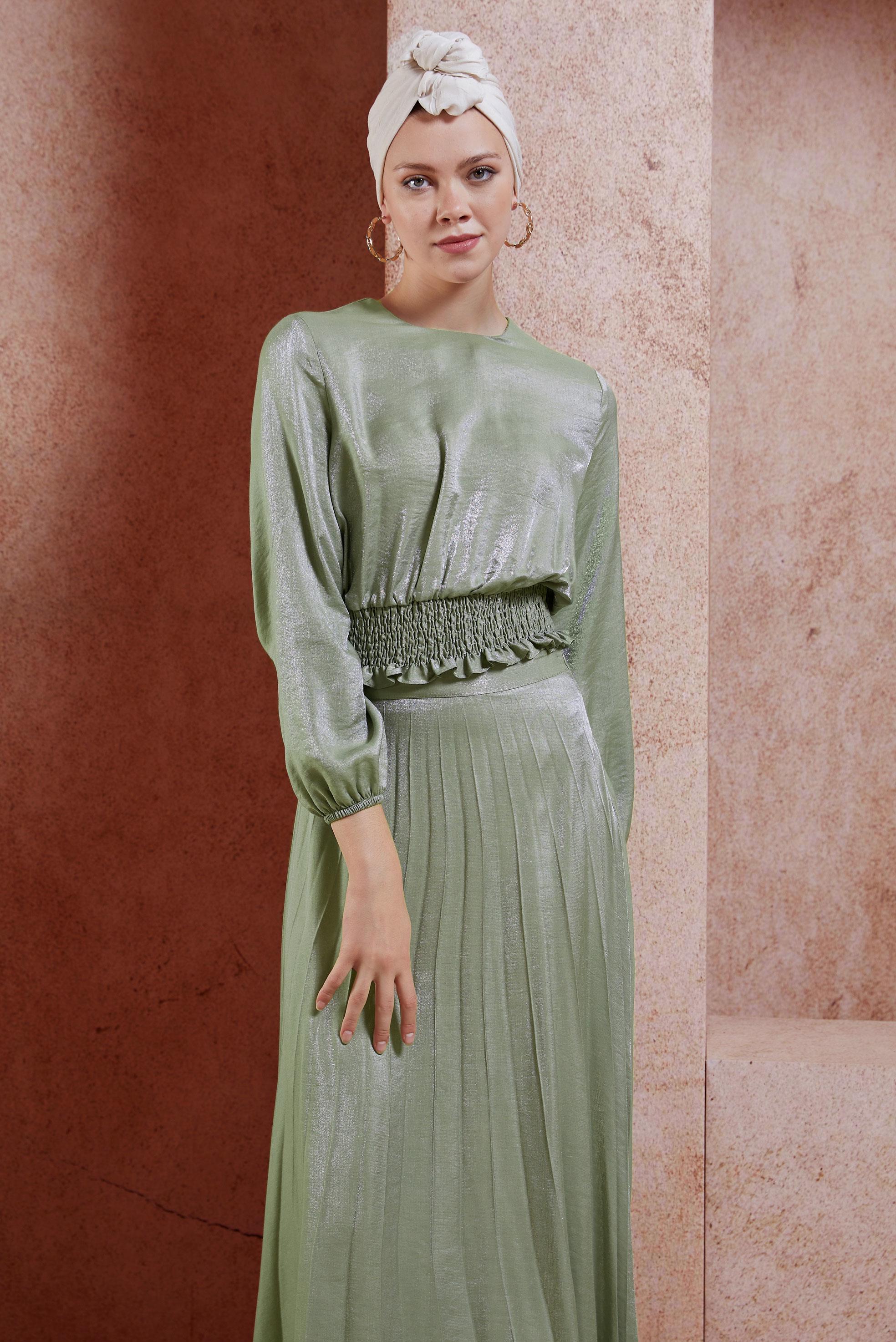 Tesettür giyim HAKİ GİPELİ ETEKLİ TESETTÜR TAKIM 44716