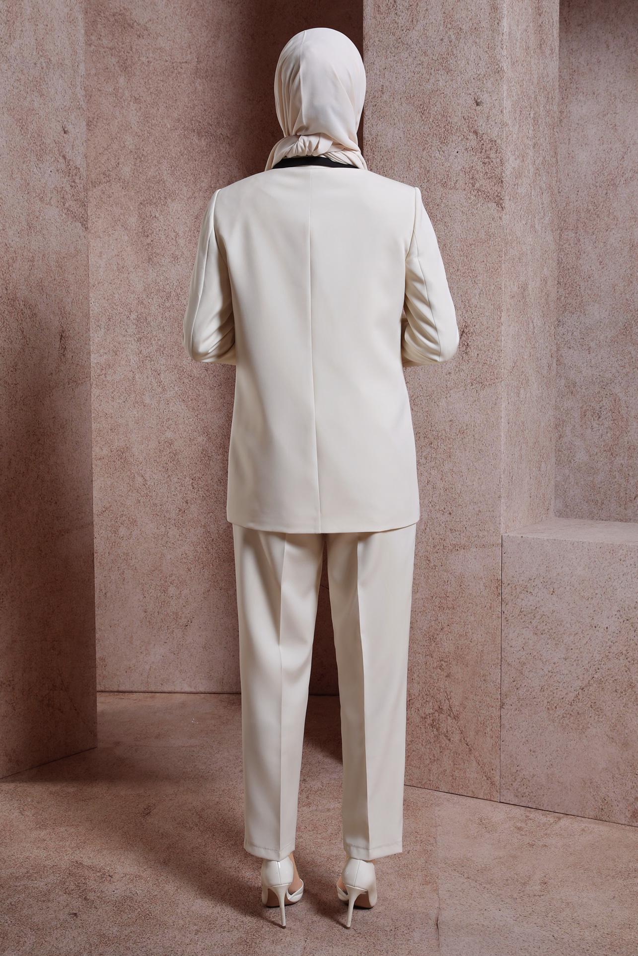 Tesettür giyim EKRU ŞERİT DETAYLI PANTOLONLU TAKIM 30424
