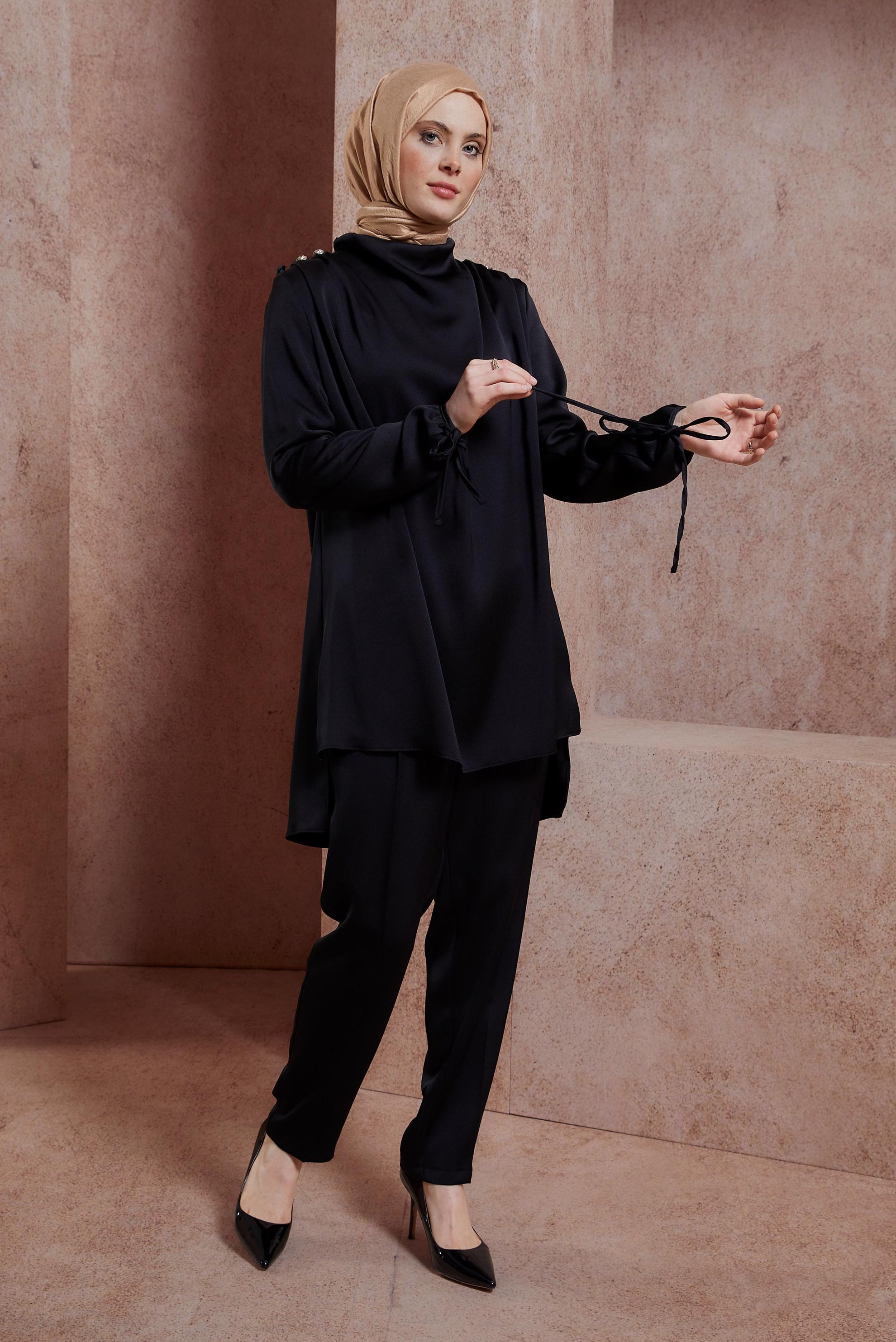 Tesettür giyim SİYAH SATEN DOKUMA PANTOLONLU TAKIM 30429