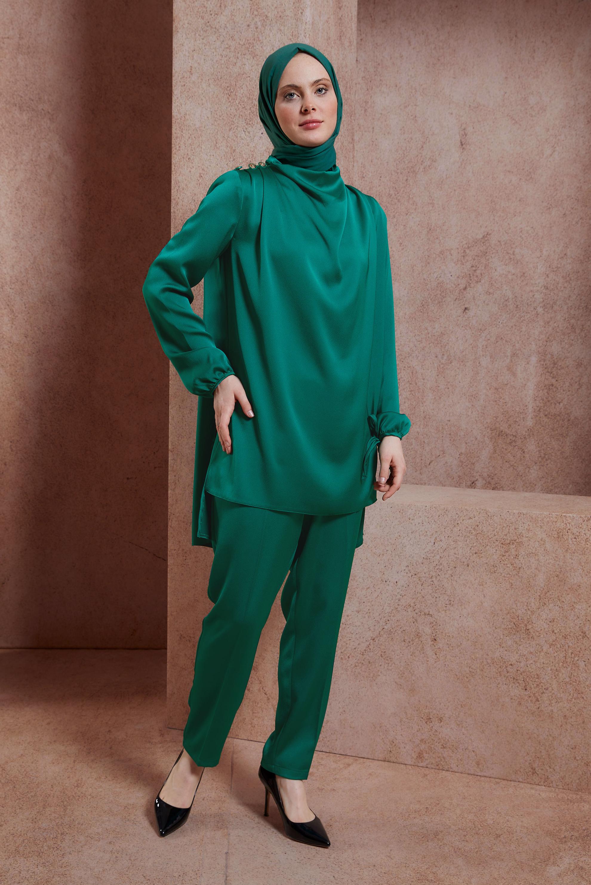 Tesettür giyim YEŞİL SATEN DOKUMA PANTOLONLU TAKIM 30429