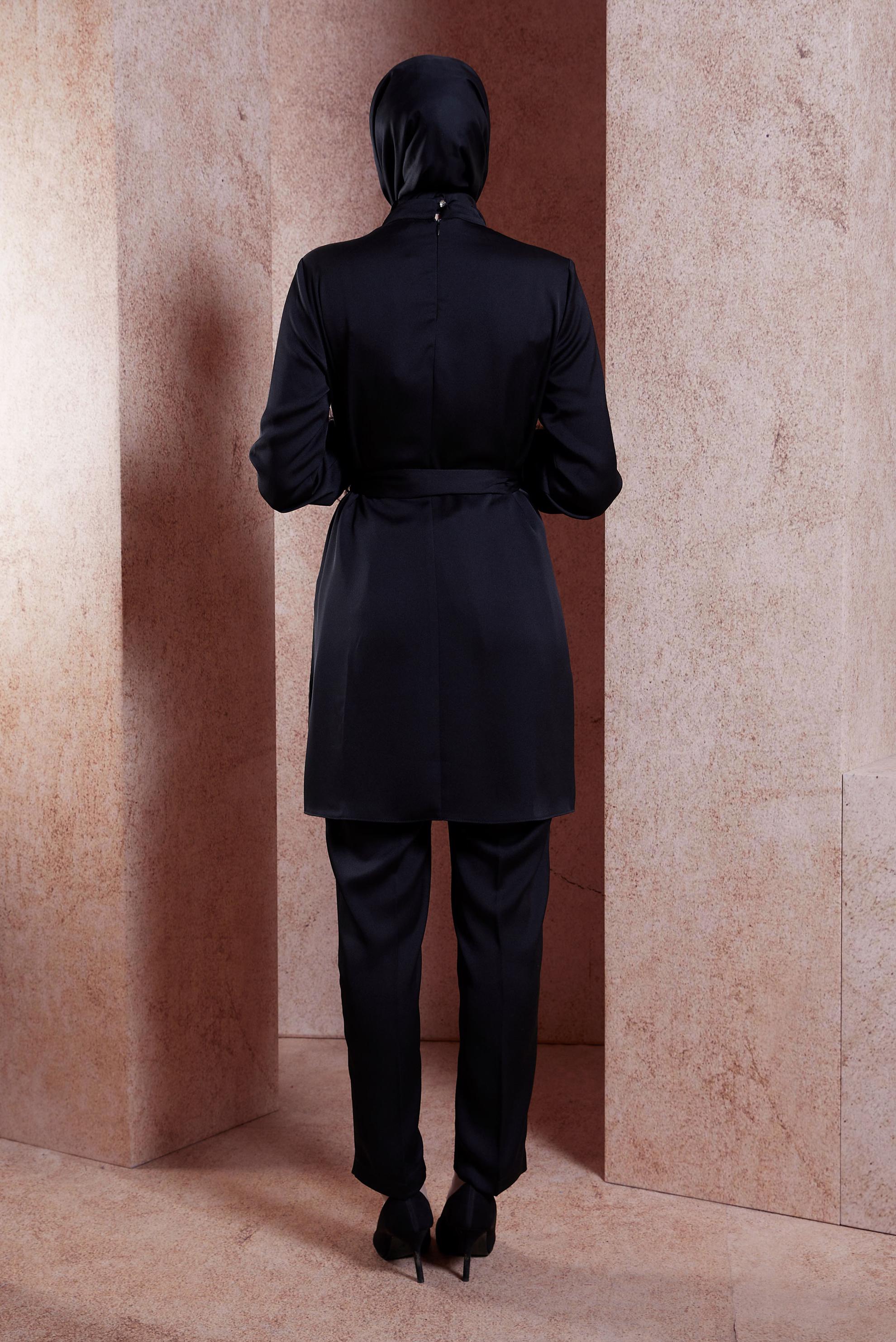 Tesettür giyim SİYAH TÜY DETAYLI KUŞAKLI PANTOLONLU TAKIM 30432