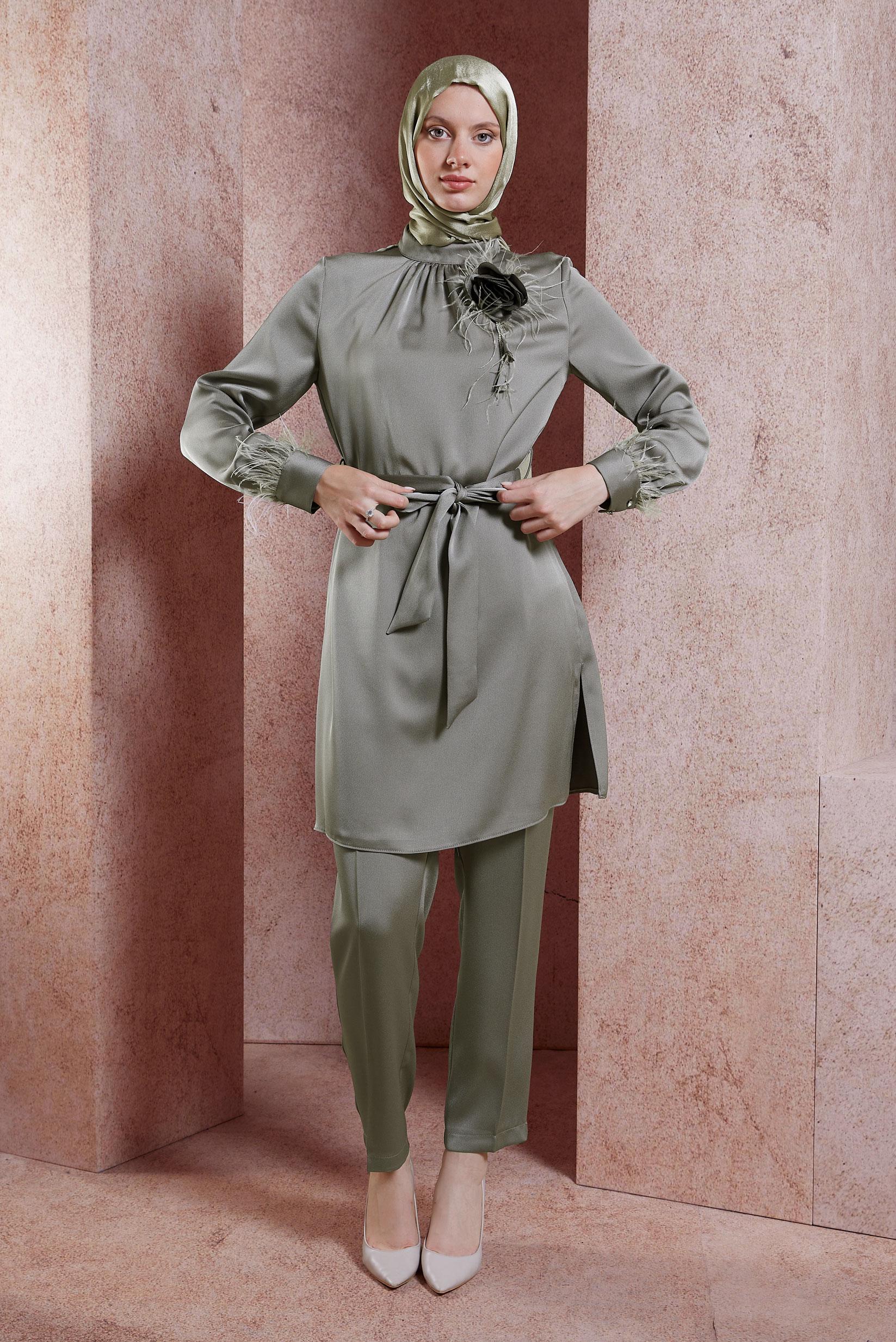 Tesettür giyim VİZON TÜY DETAYLI KUŞAKLI PANTOLONLU TAKIM 30432