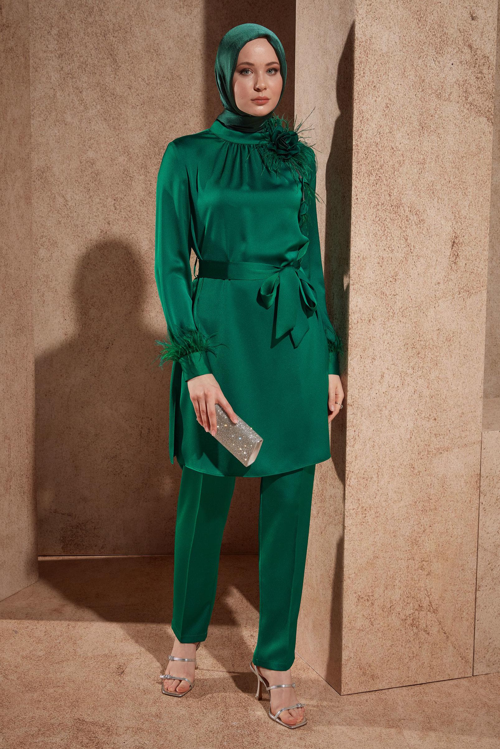 Tesettür giyim YEŞİL TÜY DETAYLI KUŞAKLI PANTOLONLU TAKIM 30432