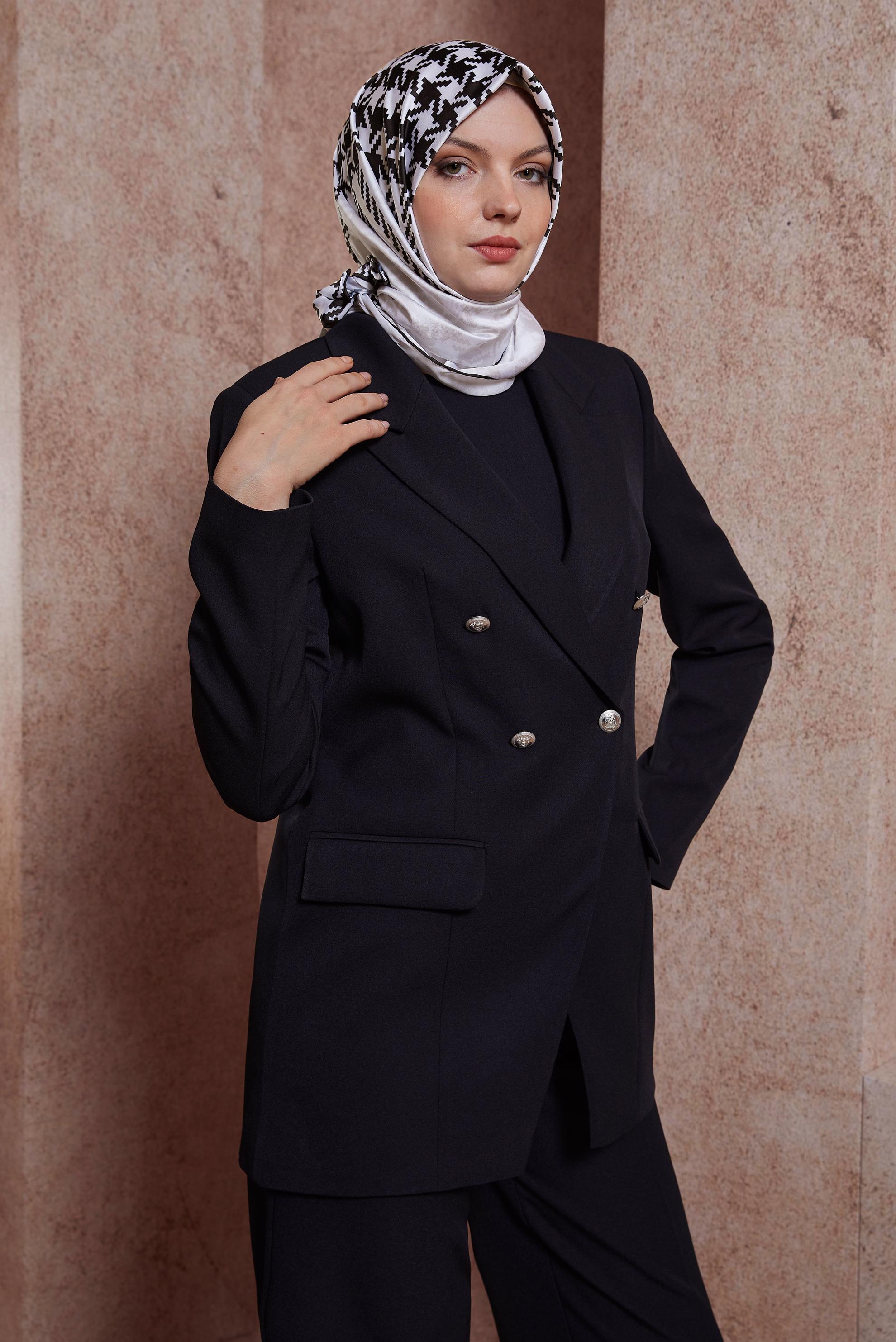 Tesettür giyim SİYAH KRUVAZE YAKA ÜÇLÜ PANTOLONLU TAKIM 30438