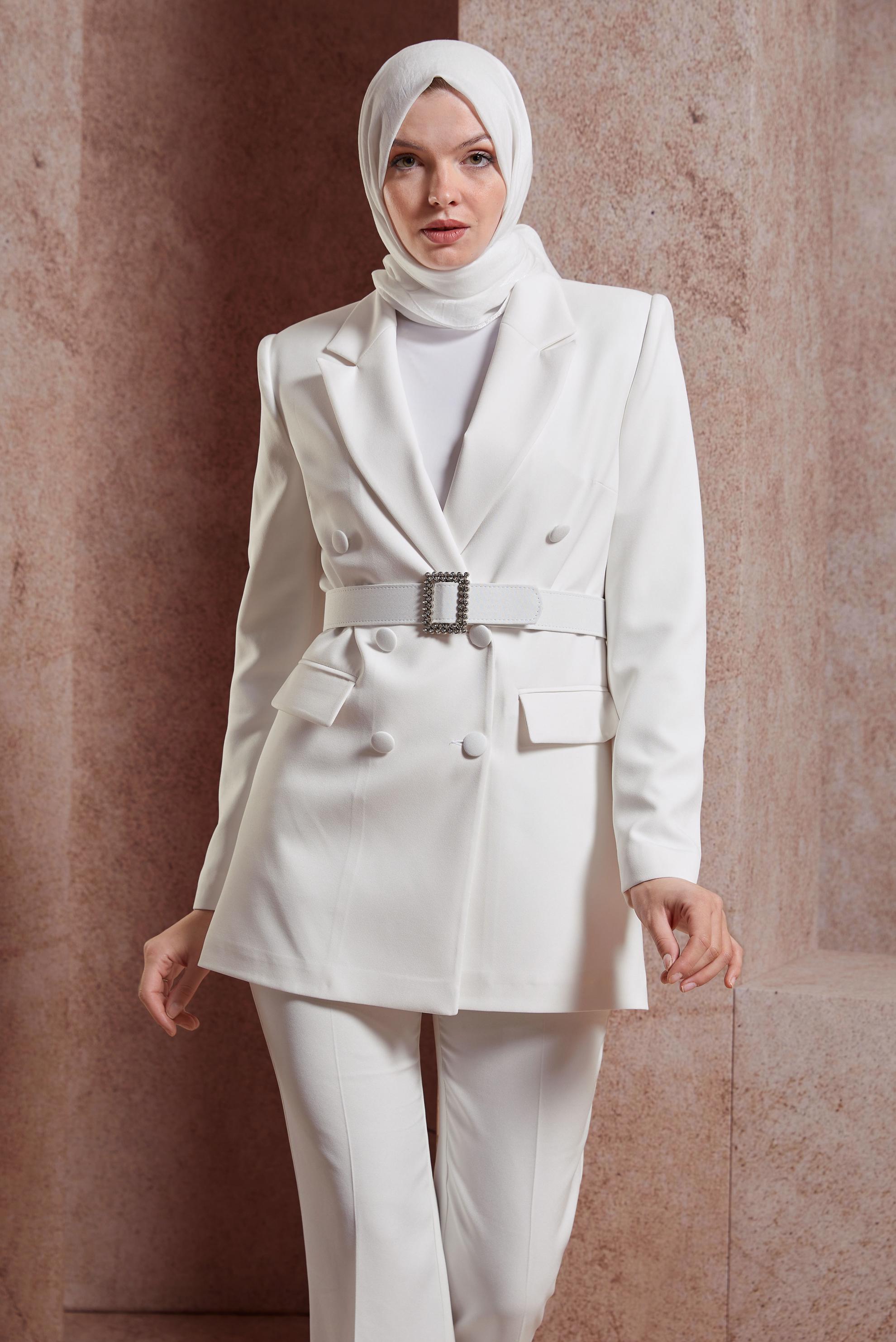 Tesettür giyim BEYAZ KEMERLİ PANTOLONLU TAKIM 30439