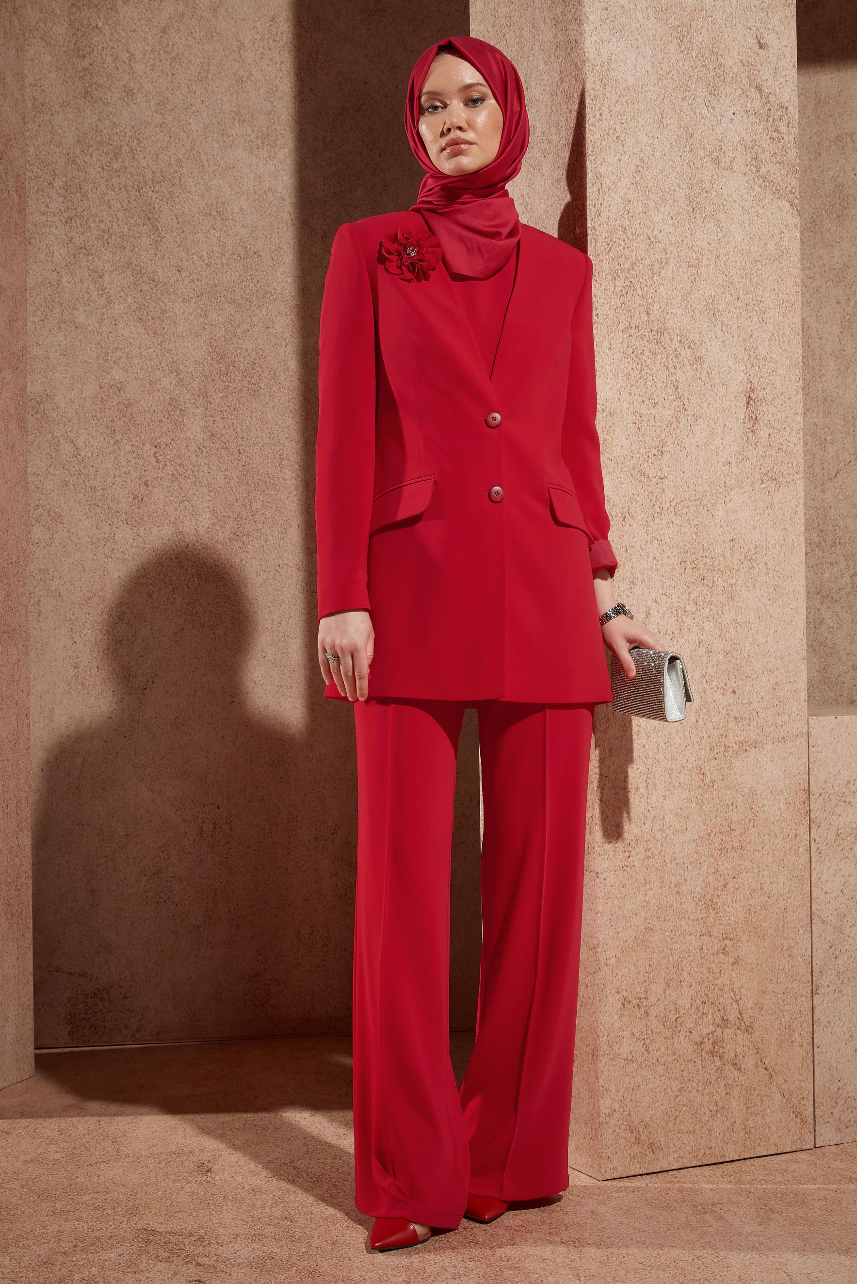 Tesettür giyim KIRMIZI BROŞ DETAYLI ÜÇLÜ PANTOLONLU TAKIM 30445