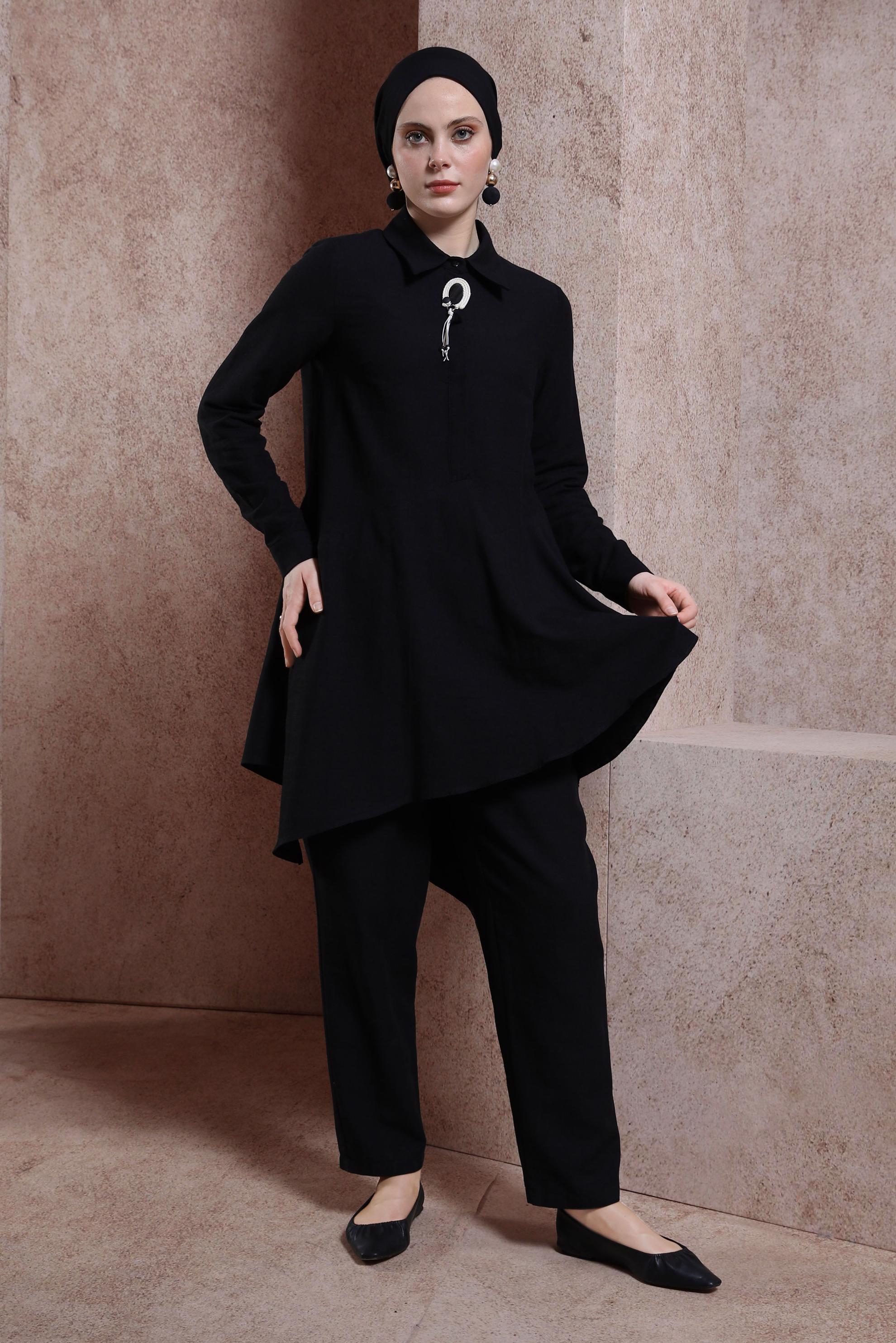 Tesettür giyim SİYAH ASİMETRİK KESİM PANTOLONLU TAKIM 44411