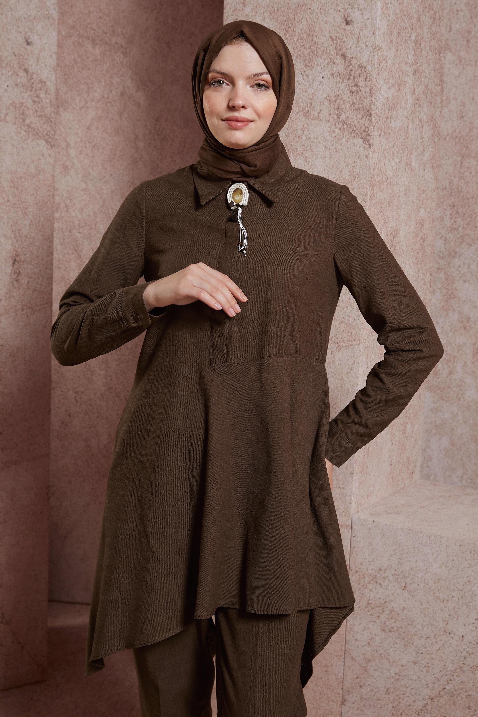 Tesettür giyim KAHVE ASİMETRİK KESİM PANTOLONLU TAKIM 44411