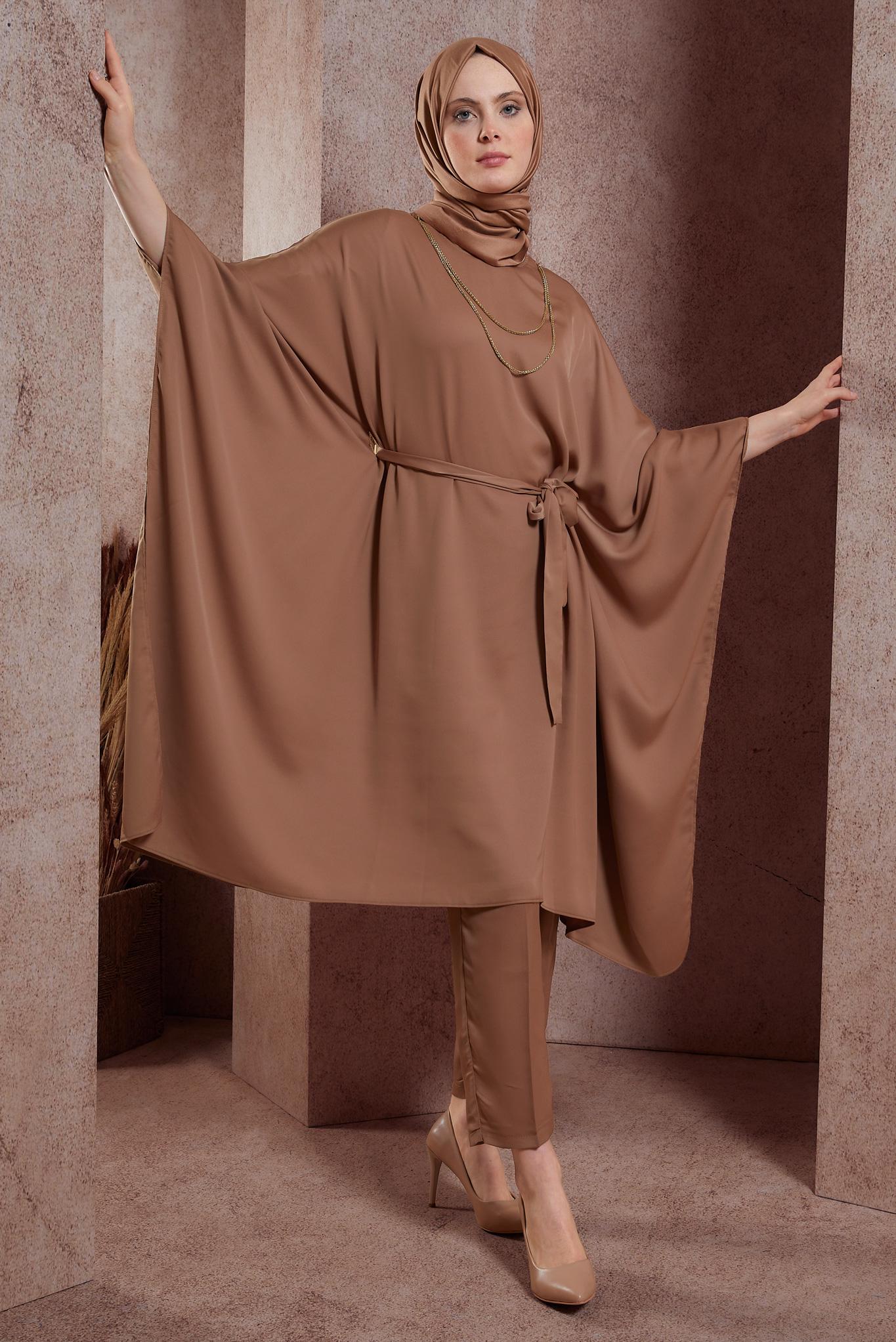 Tesettür giyim KAHVE KUŞAKLI PANTOLONLU TAKIM 44424