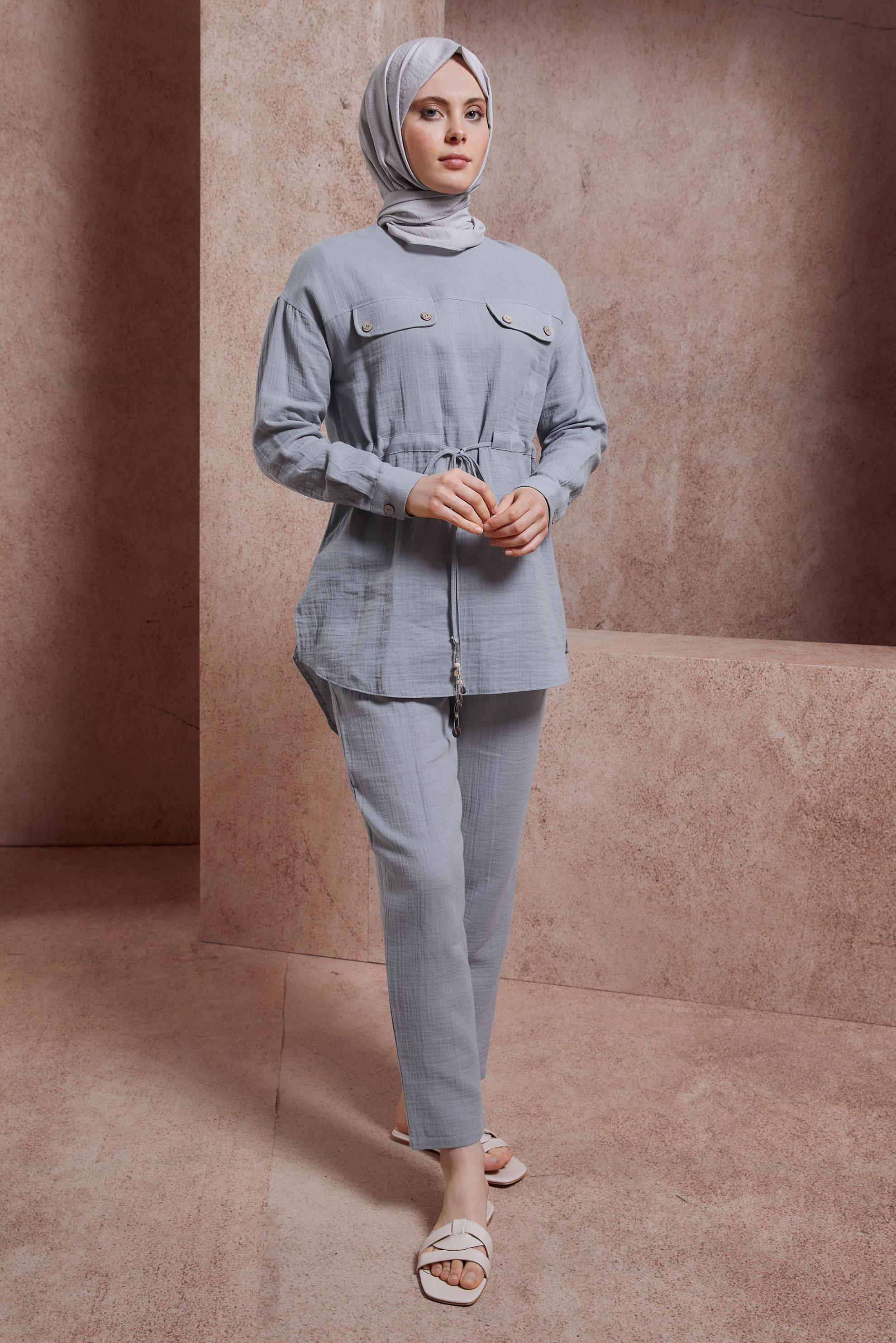 Tesettür giyim GRİ BELİ BÜZGÜLÜ PANTOLONLU TAKIM 44425 