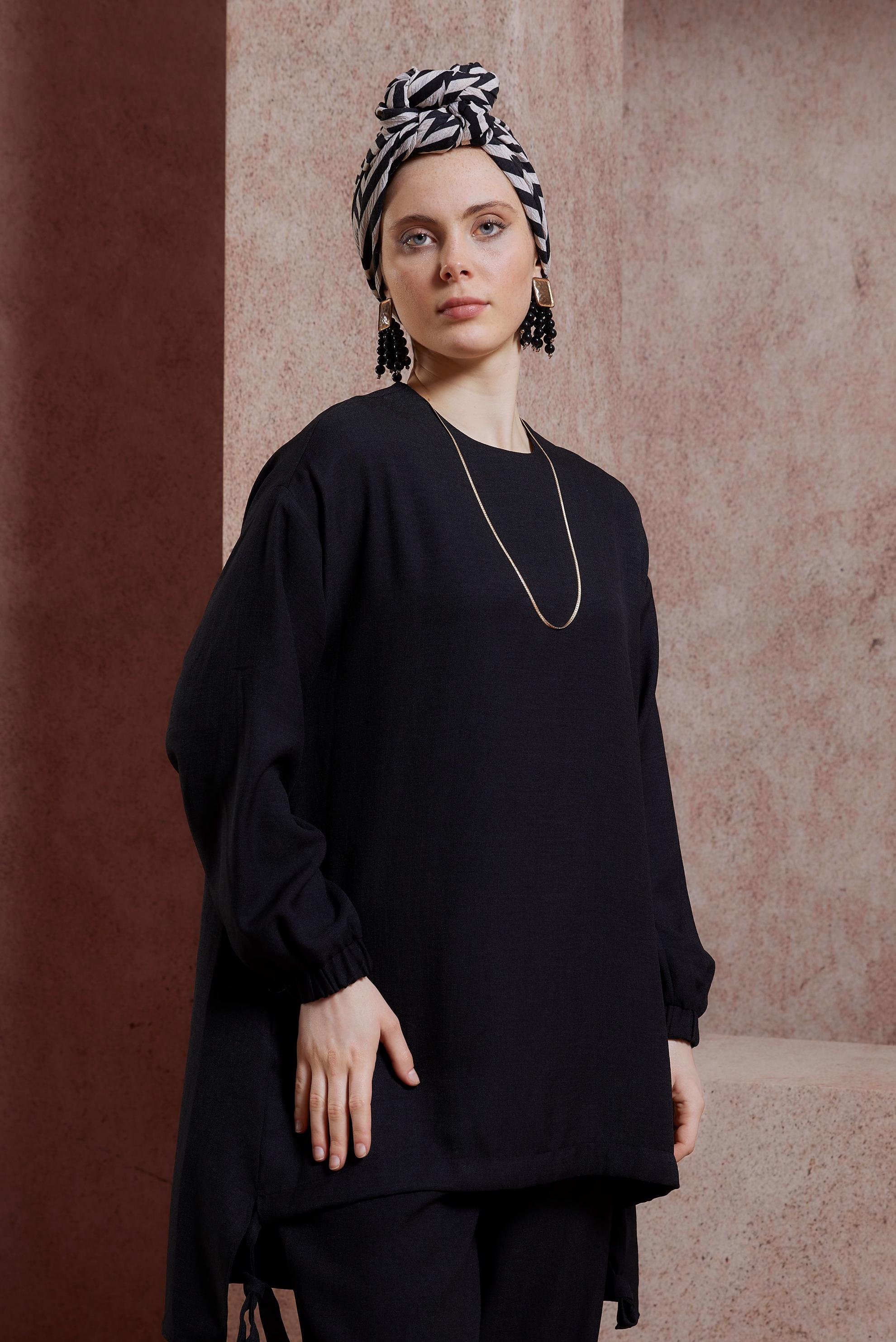 Tesettür giyim SİYAH BİSİKLET YAKA PANTOLONLU TAKIM 44436