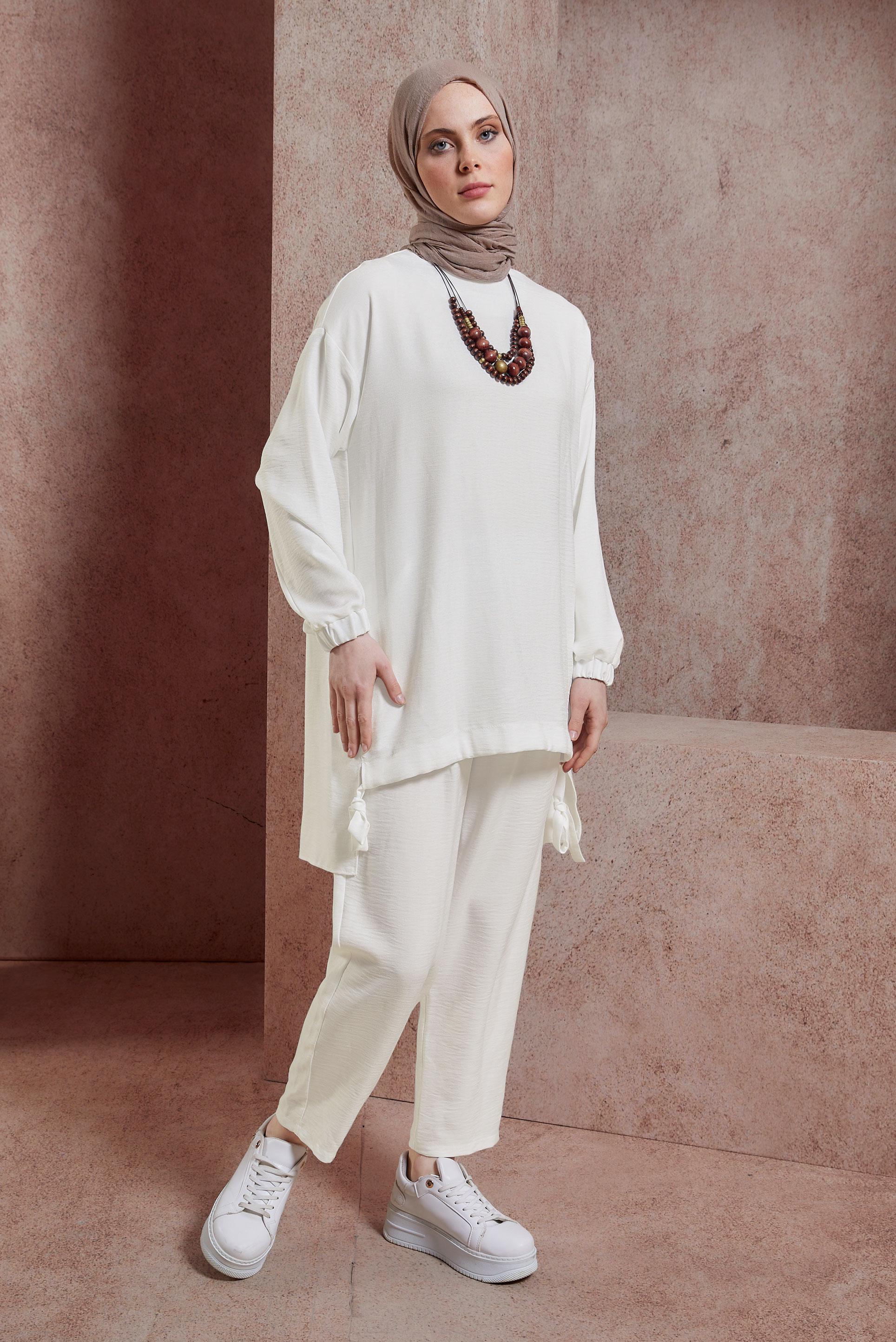 Tesettür giyim BEYAZ BİSİKLET YAKA PANTOLONLU TAKIM 44436