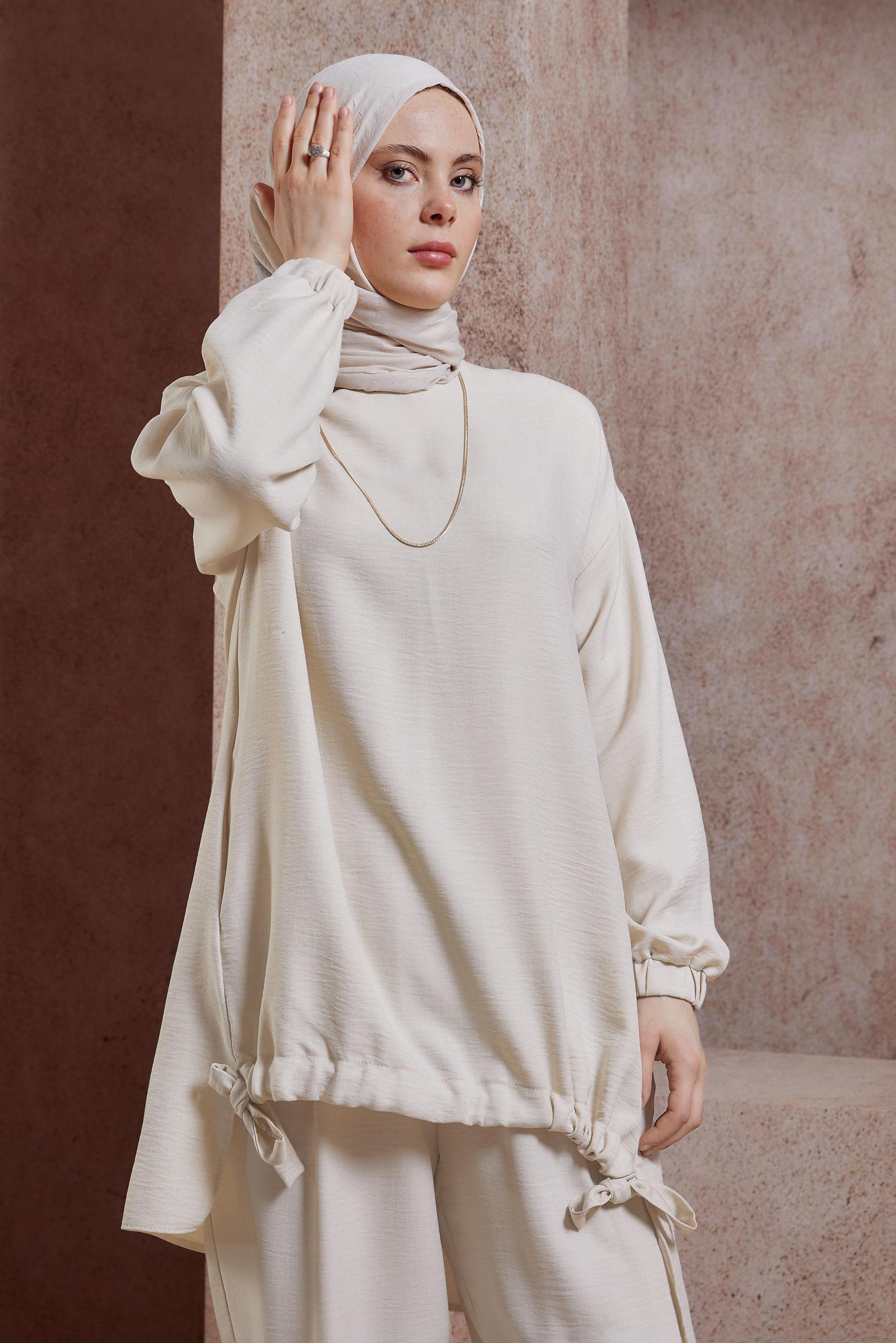 Tesettür giyim BEJ BİSİKLET YAKA PANTOLONLU TAKIM 44436