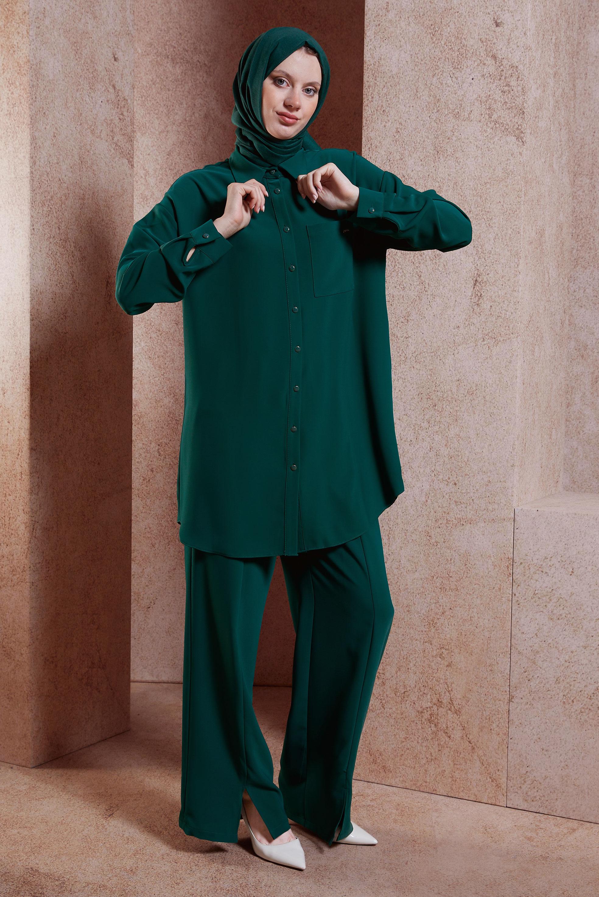 Tesettür giyim YEŞİL YIRTMAÇ DETAYLI PANTOLONLU TAKIM 44446