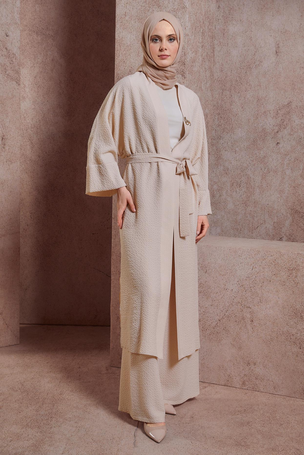 Tesettür giyim BEJ BROŞ DETAYLI PANTOLONLU TAKIM 44462