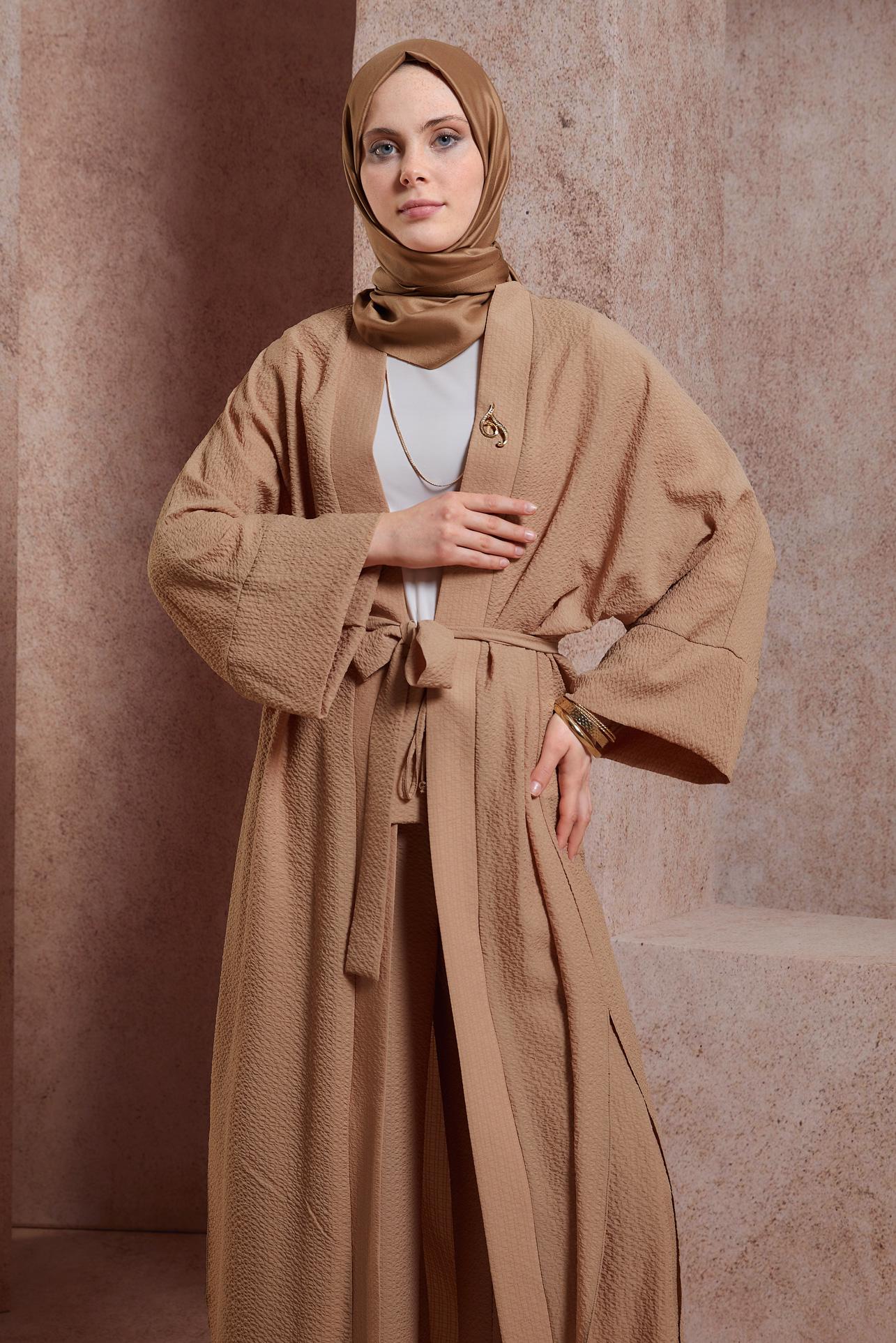 Tesettür giyim KAHVE BROŞ DETAYLI PANTOLONLU TAKIM 44462