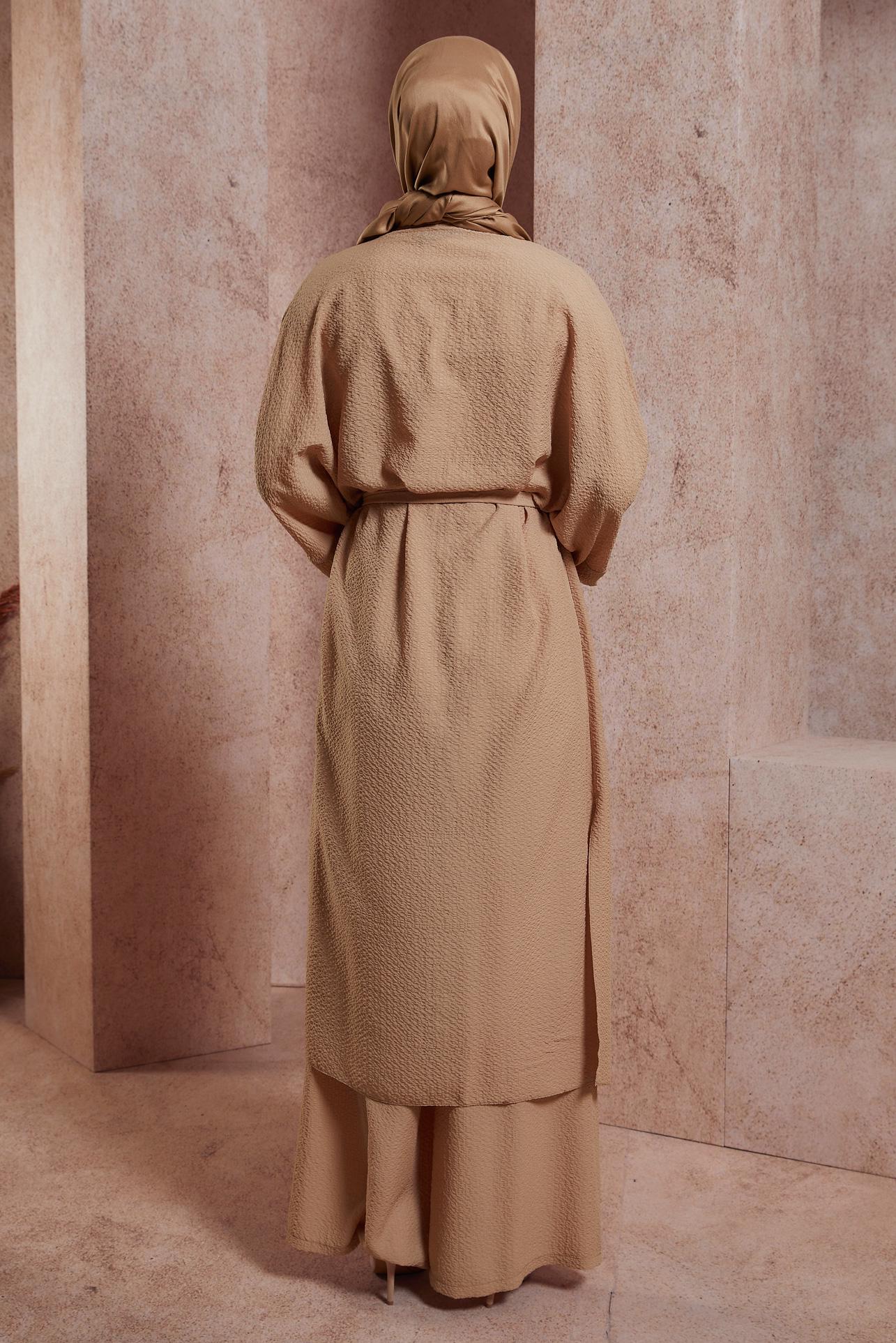 Tesettür giyim KAHVE BROŞ DETAYLI PANTOLONLU TAKIM 44462