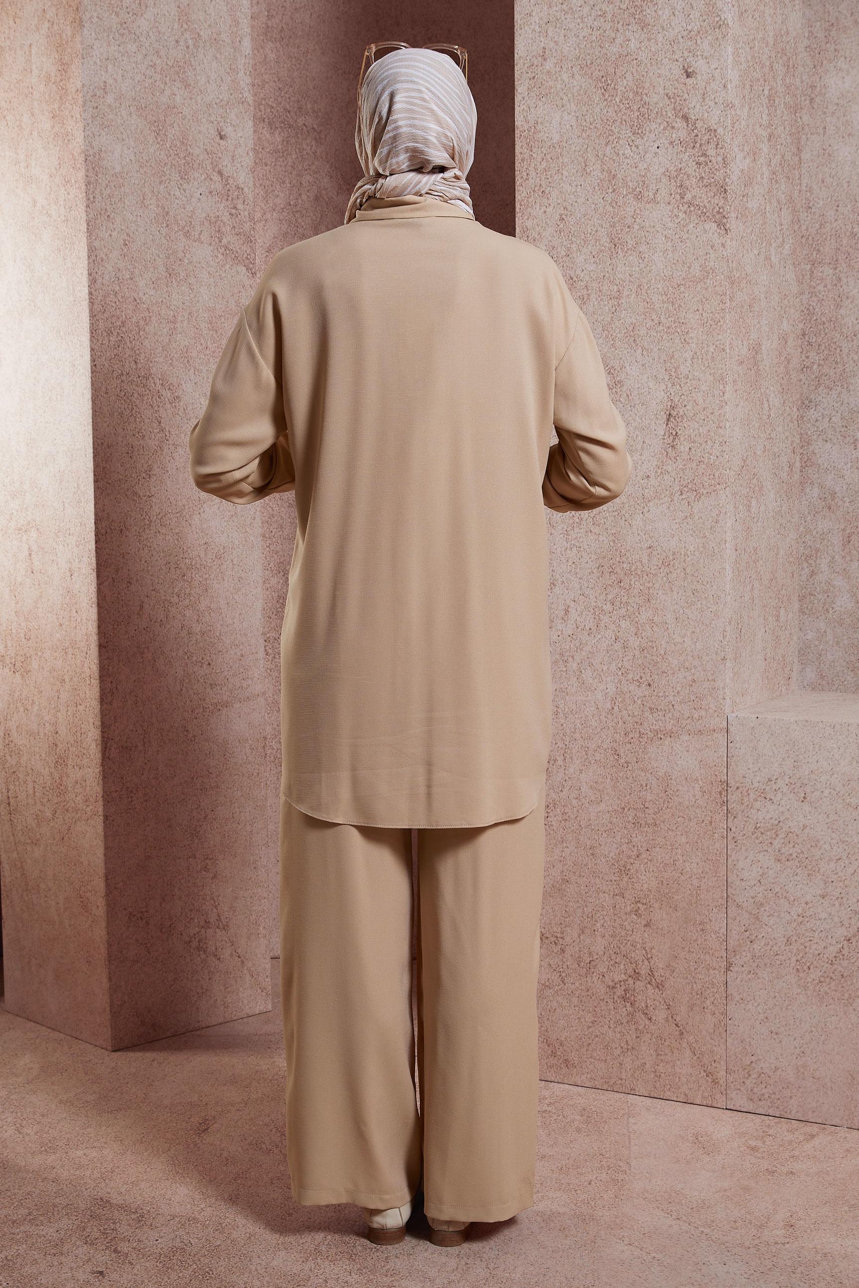 Tesettür giyim BEJ GÖMLEK YAKA PANTOLONLU TAKIM 44473