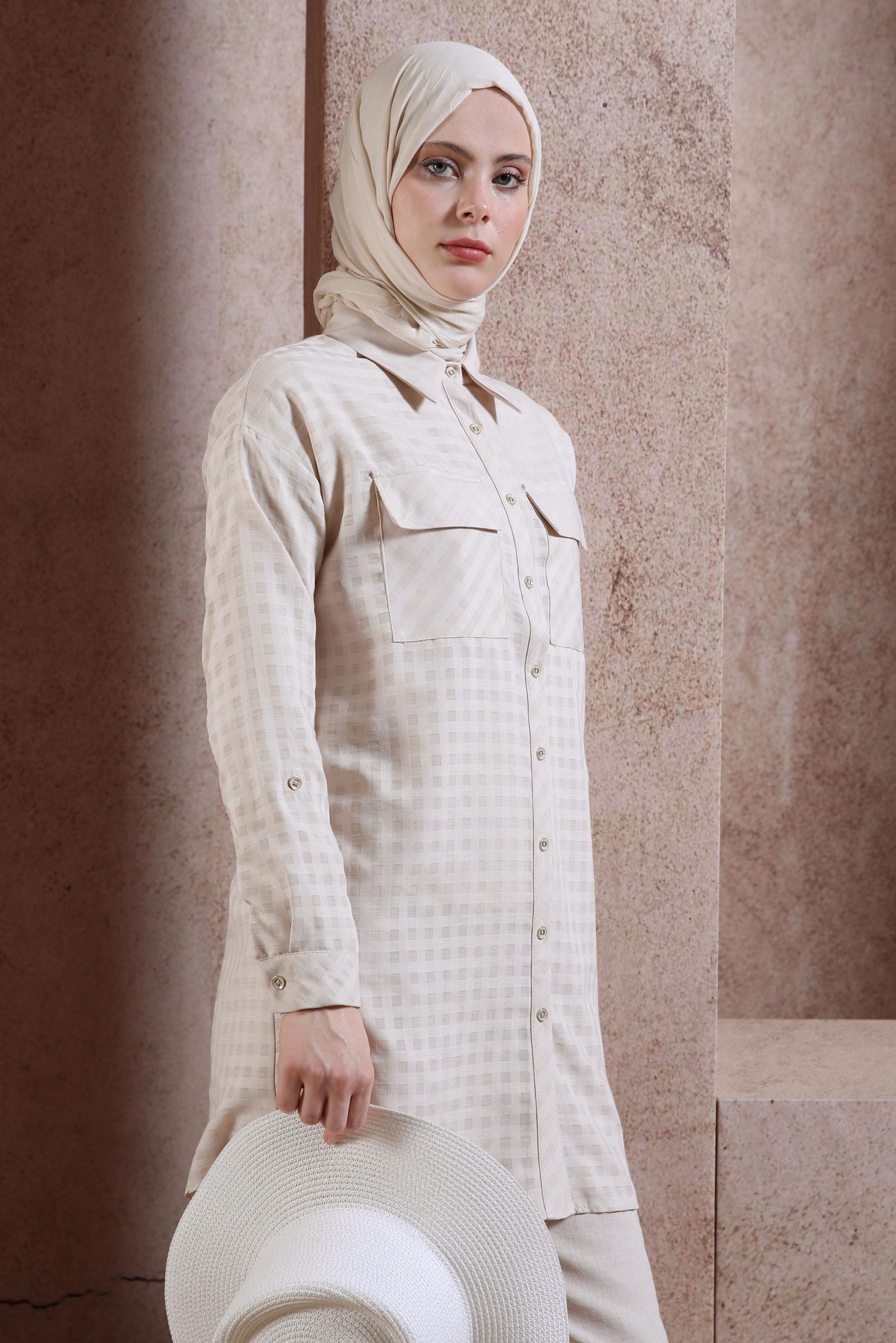 Tesettür giyim BEJ EKOSE DESENLİ PANTOLONLU TAKIM 44477