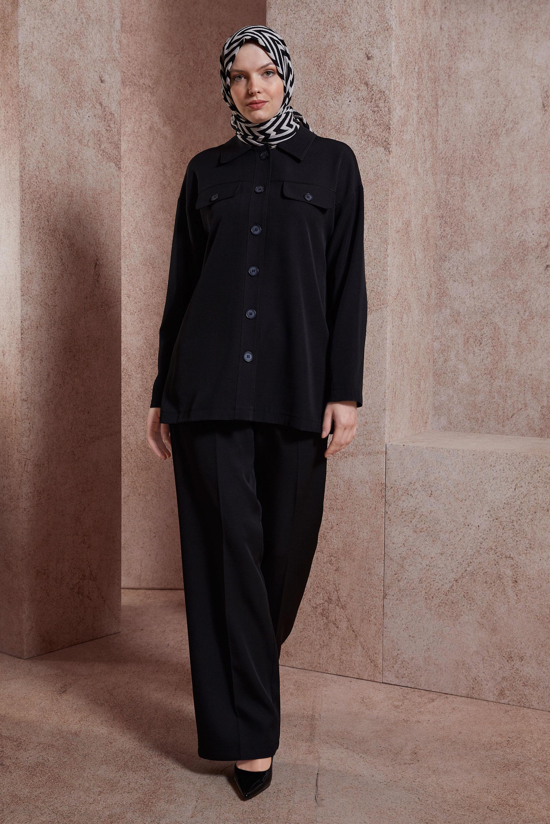 Tesettür giyim SİYAH DÜĞMELİ PANTOLONLU TAKIM 44500