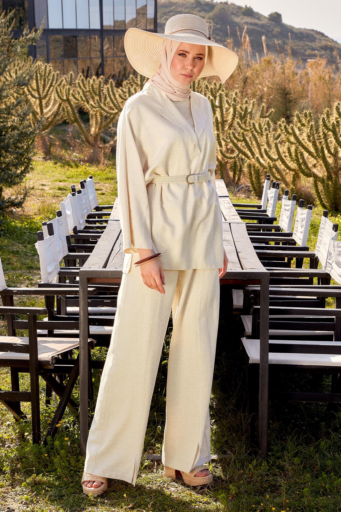 Tesettür giyim EKRU KEMERLİ PANTOLONLU TAKIM 44502