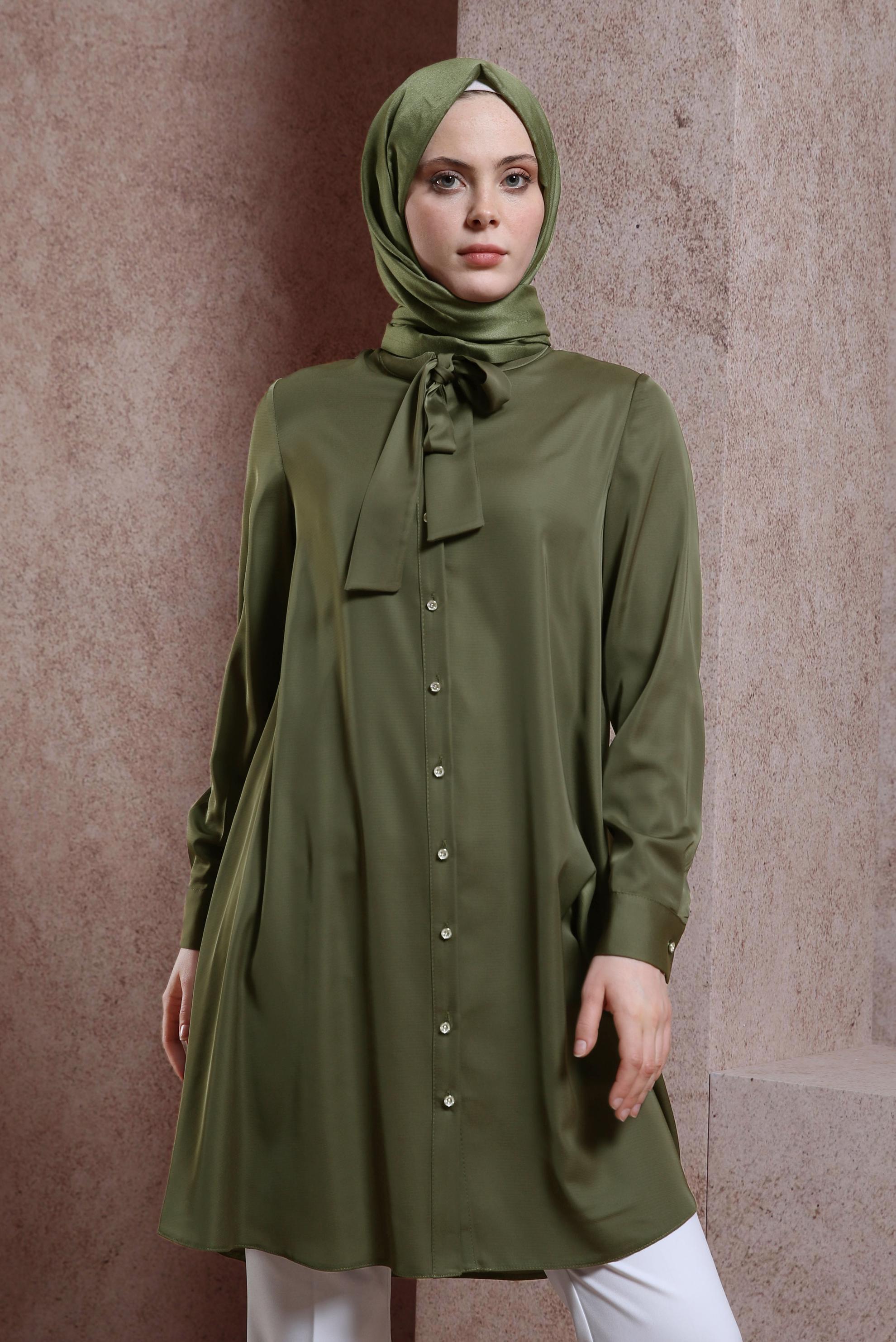 Tesettür giyim HAKİ YAKASI BAĞLAMALI TUNİK 43415