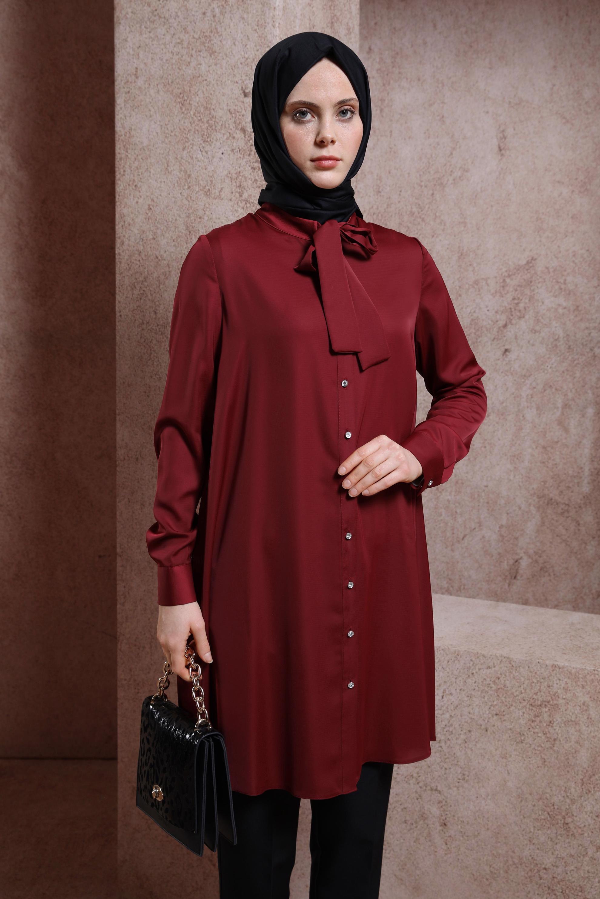 Tesettür giyim KIRMIZI YAKASI BAĞLAMALI TUNİK 43415