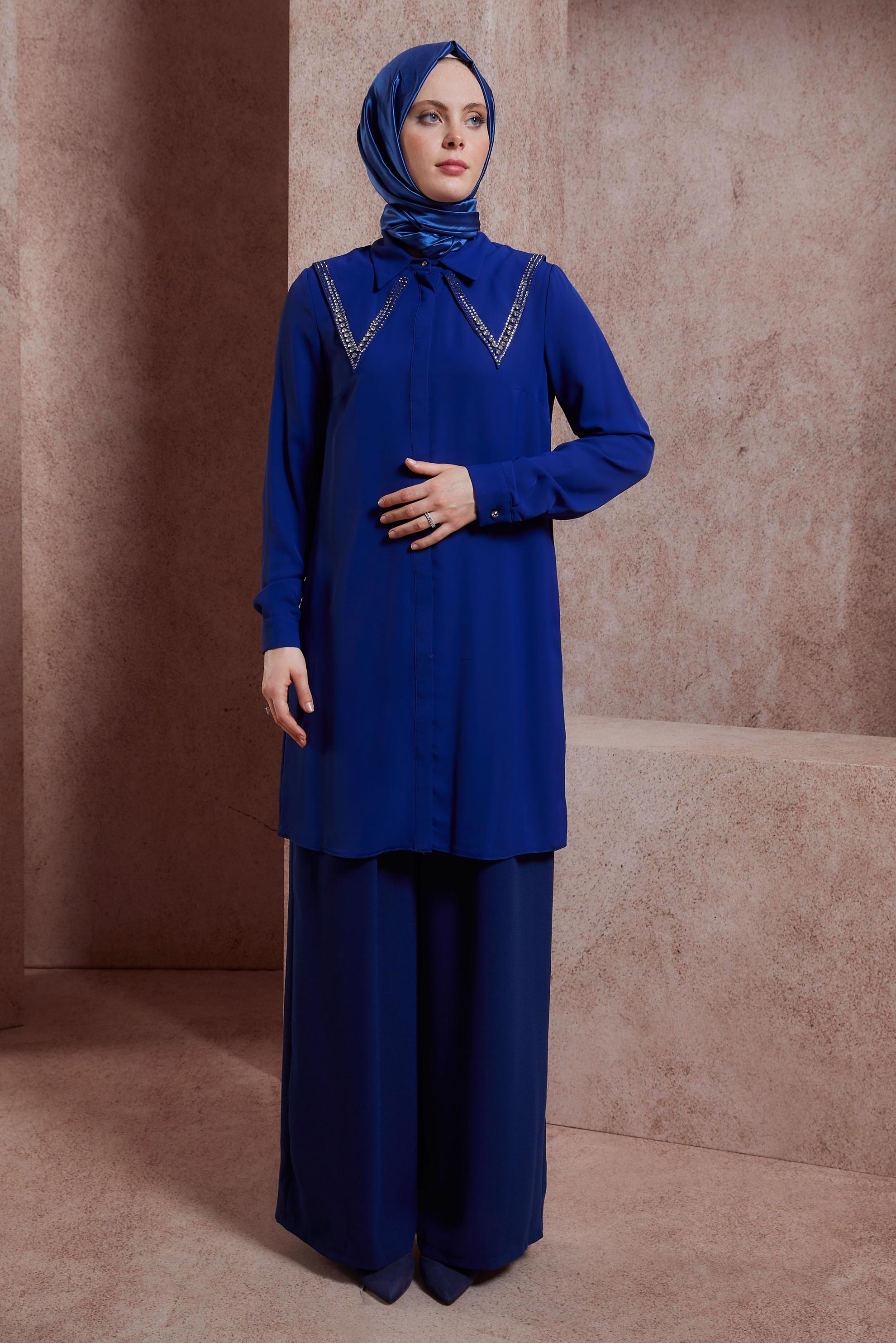 Tesettür giyim LACİVERT TAŞ BASKILI TUNİK 43920