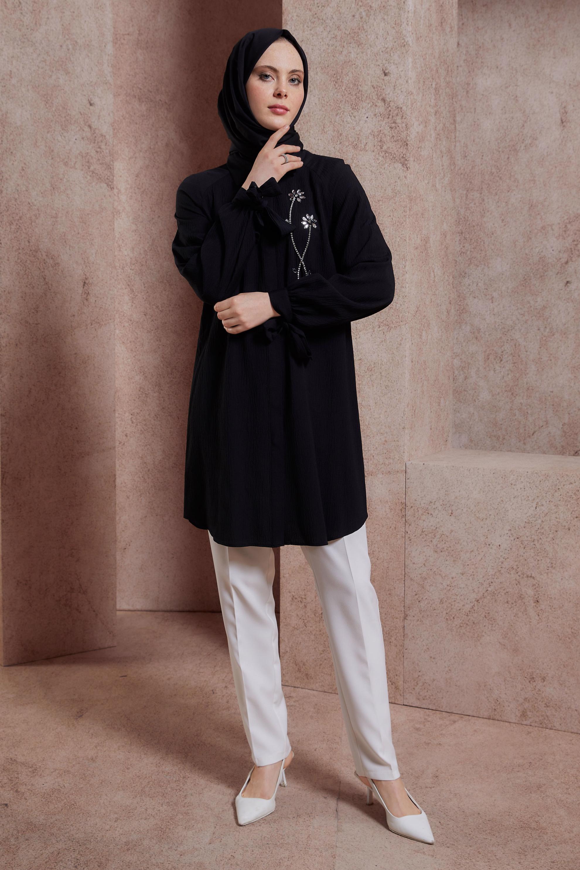 Tesettür giyim SİYAH TAŞ BASKILI TUNİK 43921