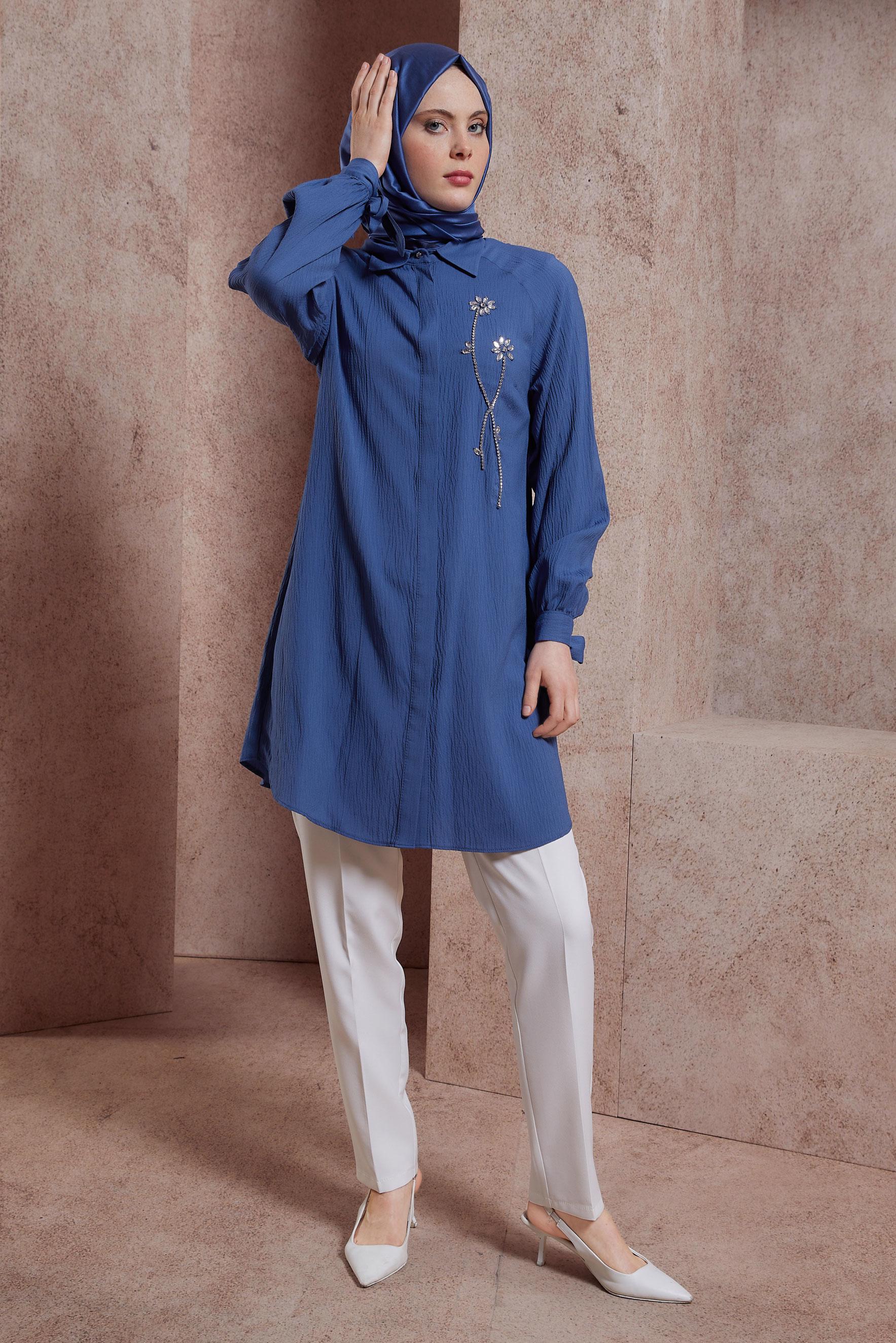 Tesettür giyim LACİVERT TAŞ BASKILI TUNİK 43921