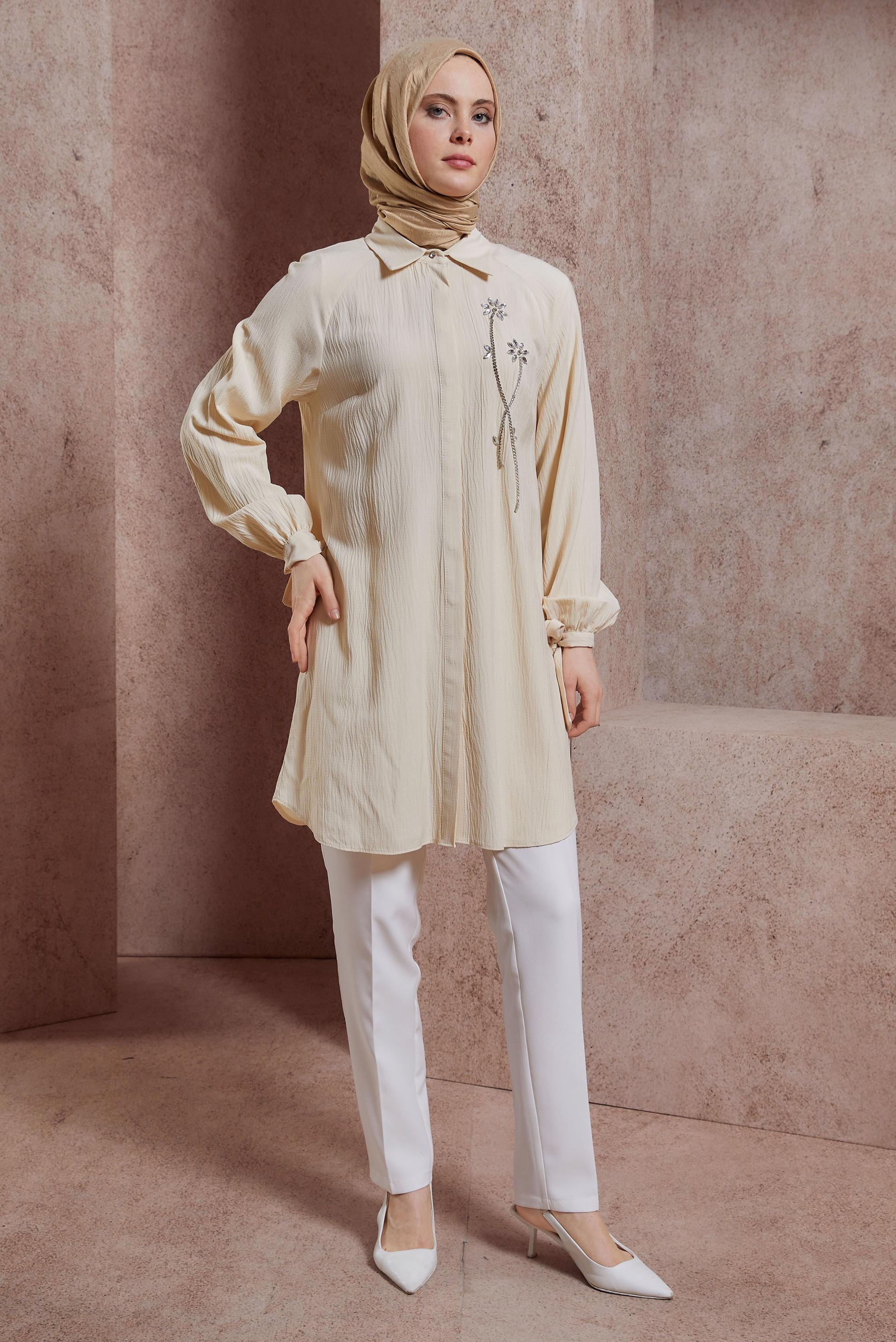 Tesettür giyim EKRU TAŞ BASKILI TUNİK 43921