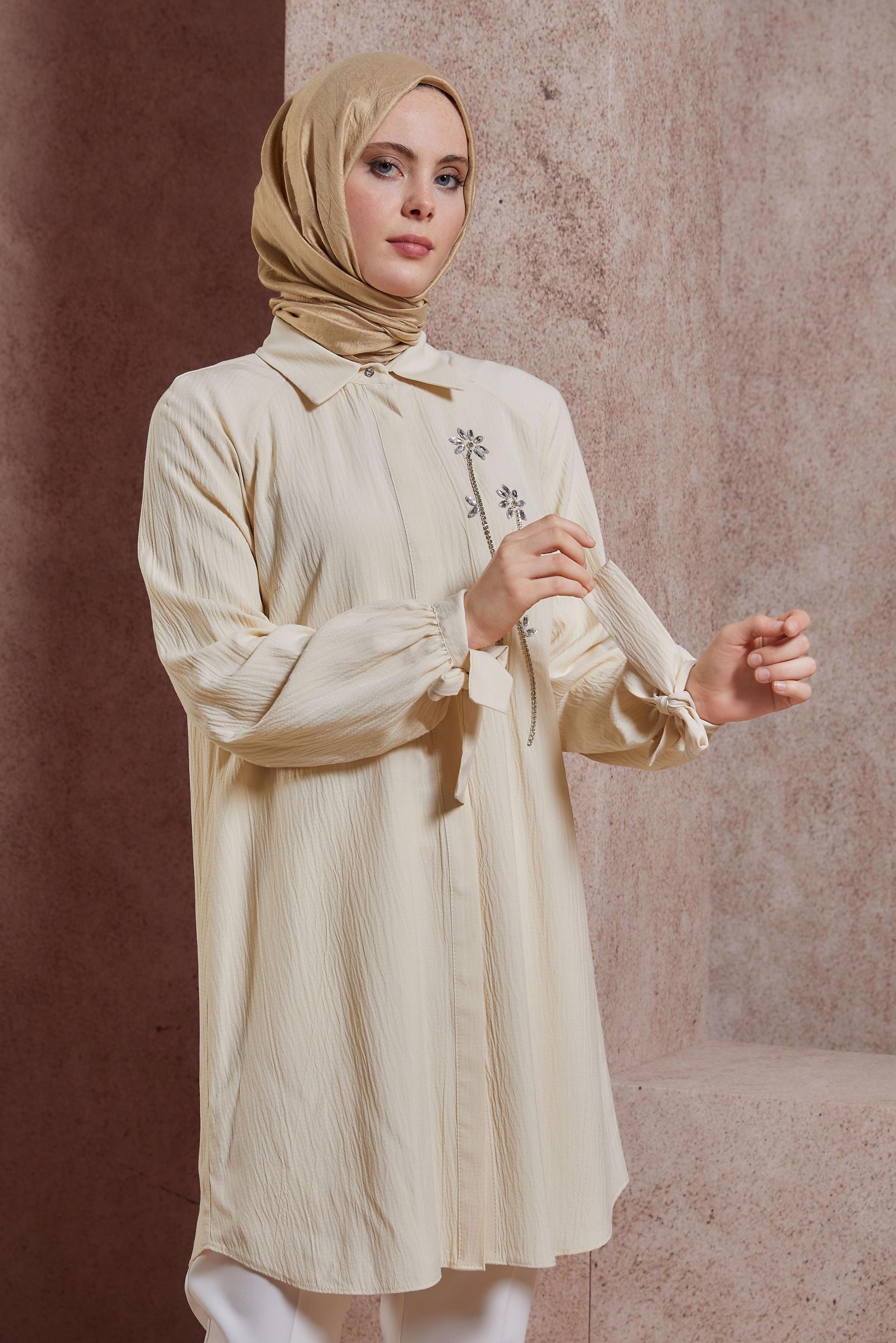 Tesettür giyim EKRU TAŞ BASKILI TUNİK 43921