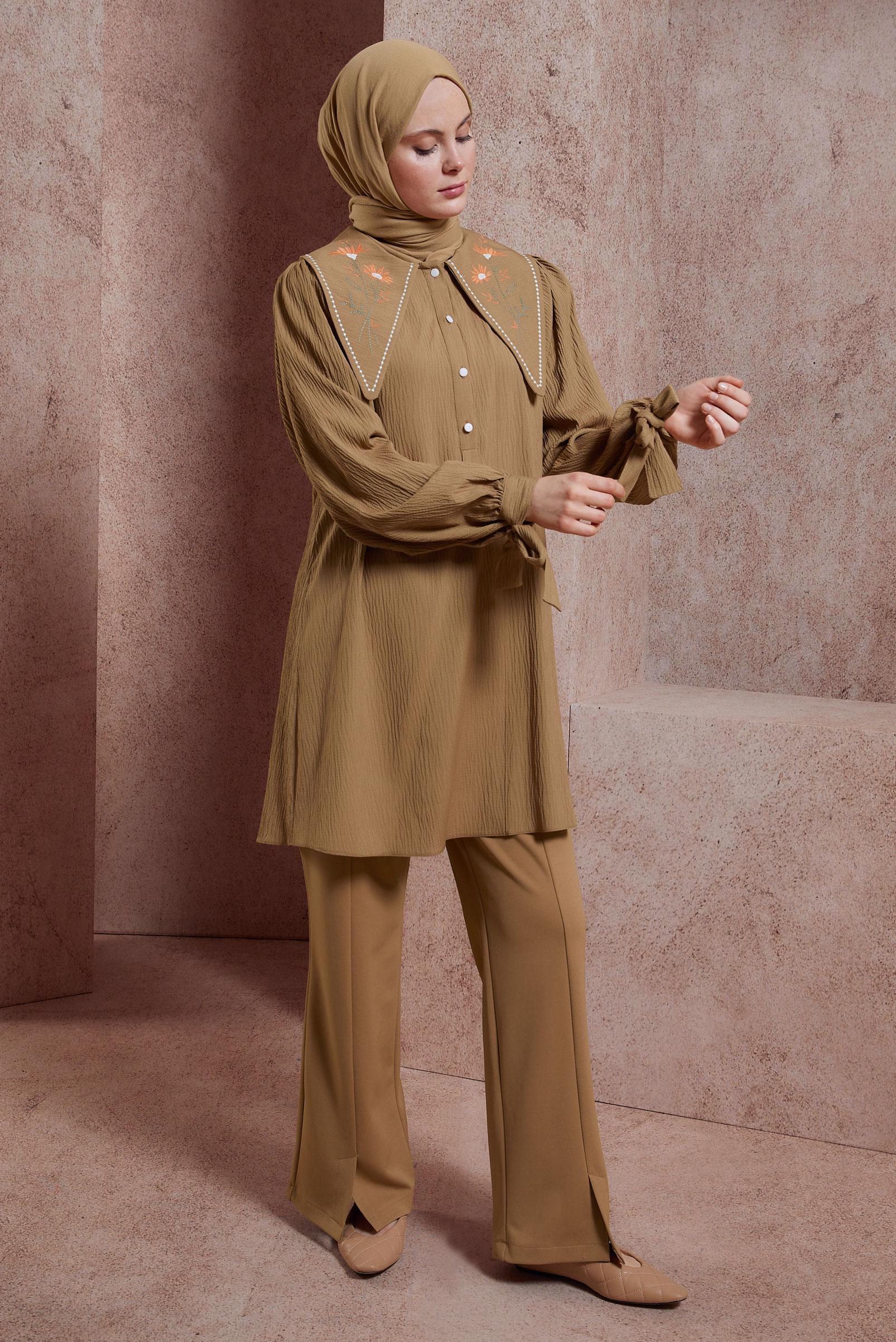 Tesettür giyim KAHVE İŞLEMELİ YAKA TUNİK 43929