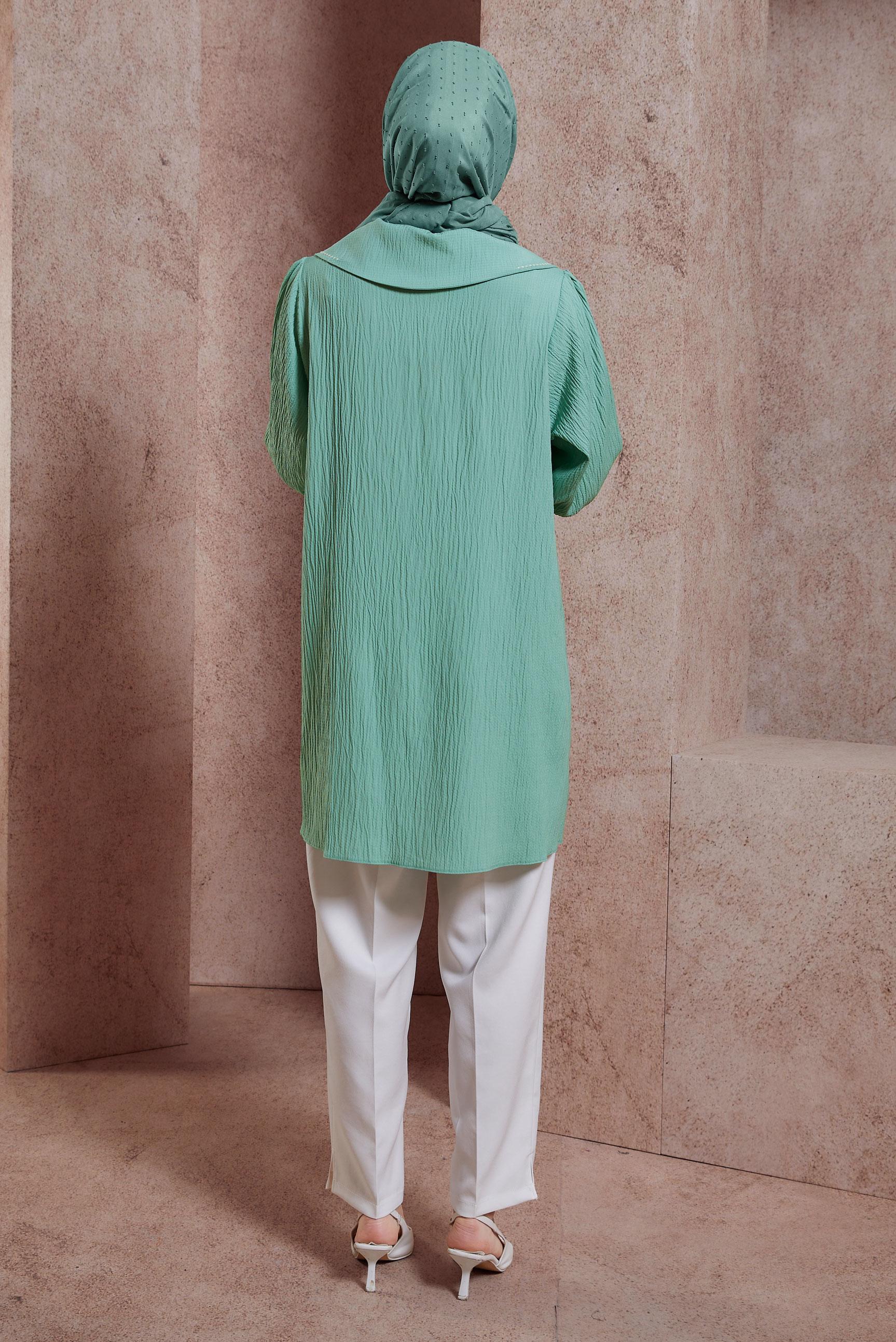 Tesettür giyim YEŞİL İŞLEMELİ YAKA TUNİK 43929