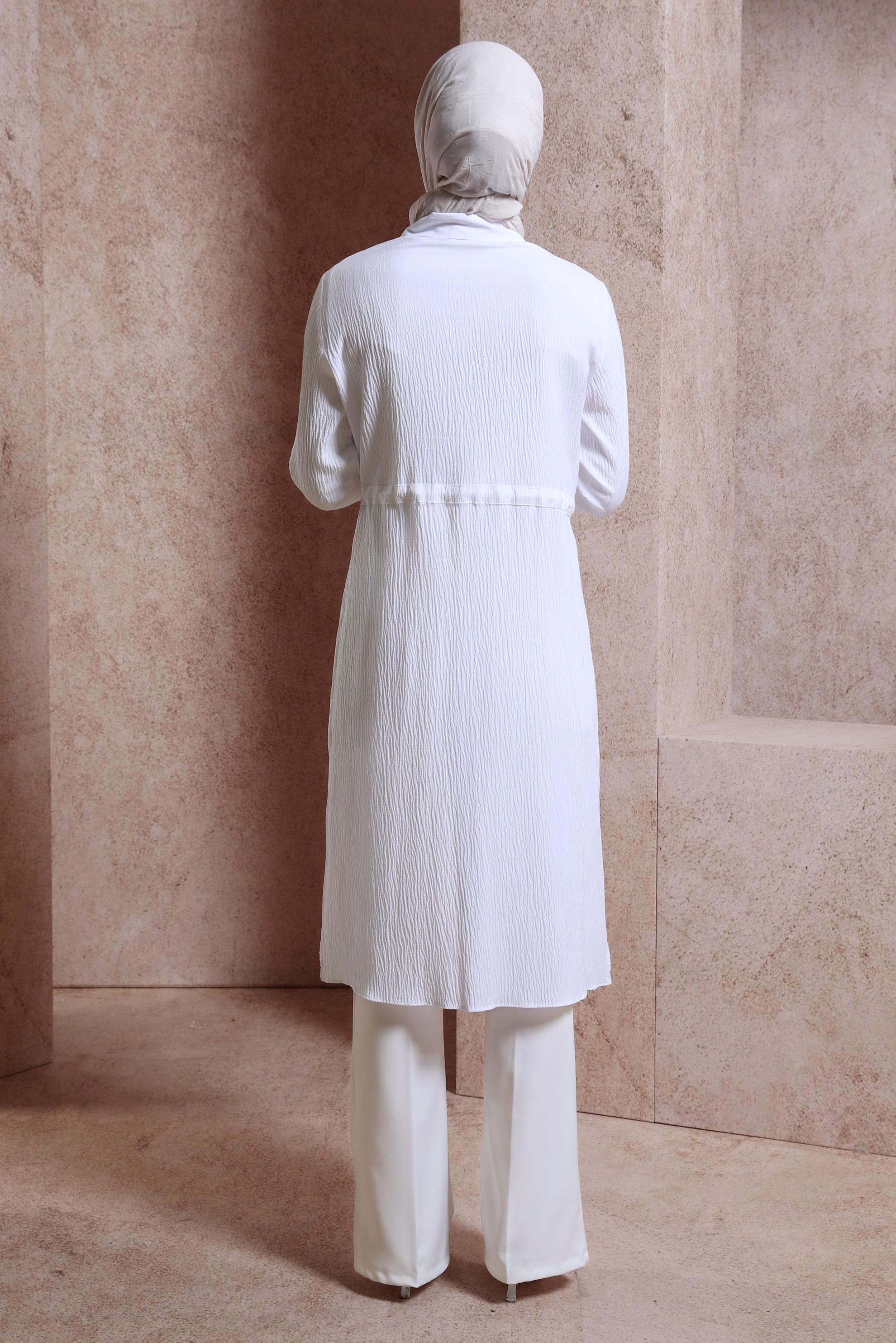 Tesettür giyim BEYAZ TAŞLI BELİ BÜZGÜLÜ TUNİK 43930