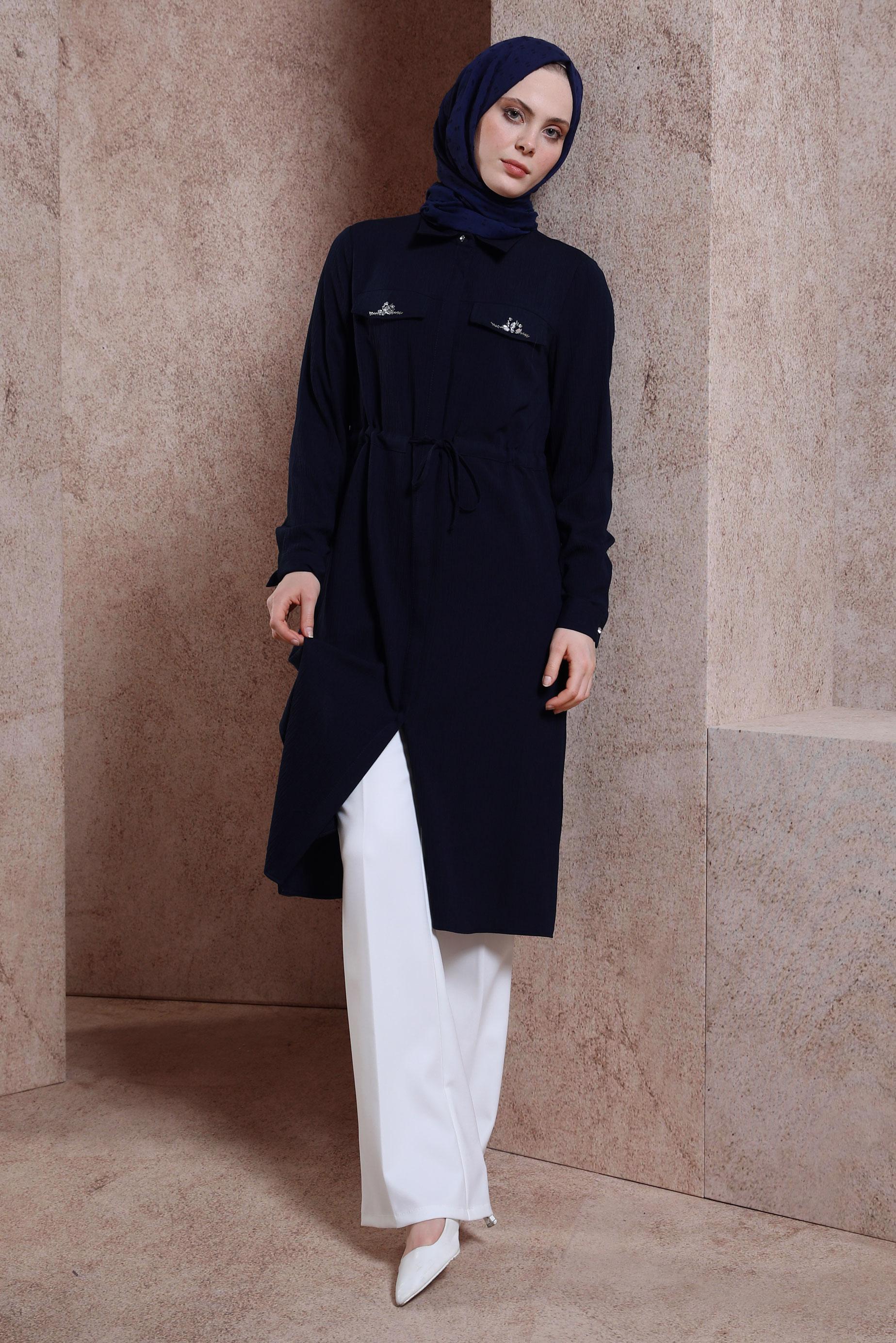 Tesettür giyim LACİVERT TAŞLI BELİ BÜZGÜLÜ TUNİK 43930