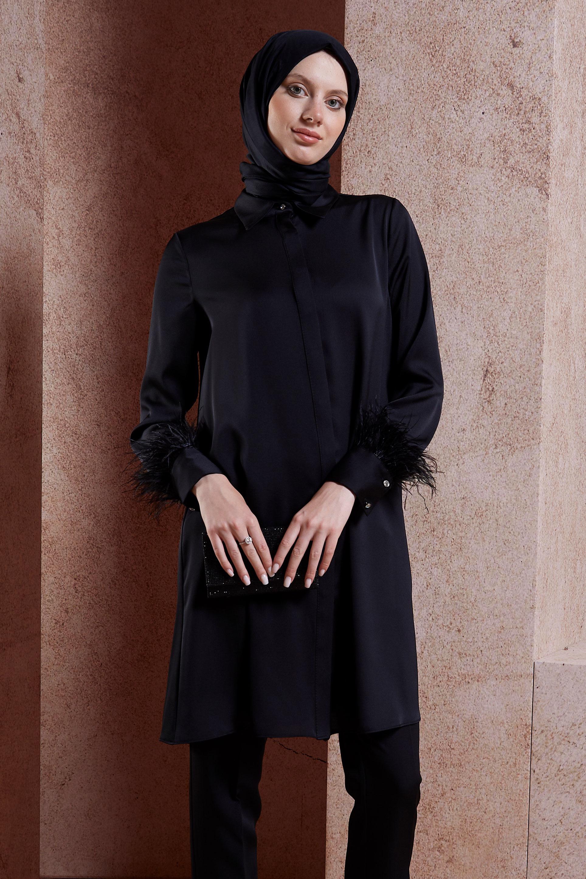 Tesettür giyim SİYAH TÜY DETAYLI TUNİK 44422