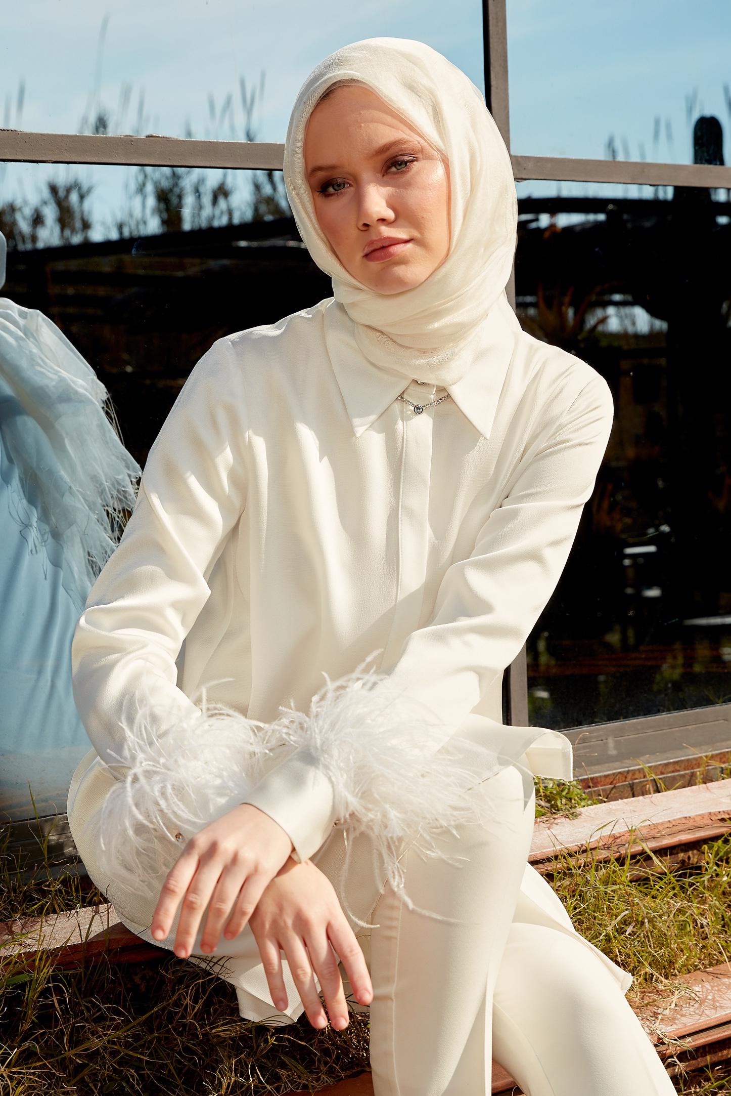 Hijab clothing WHITE FEATHER DETAILED TUNIC 44422
