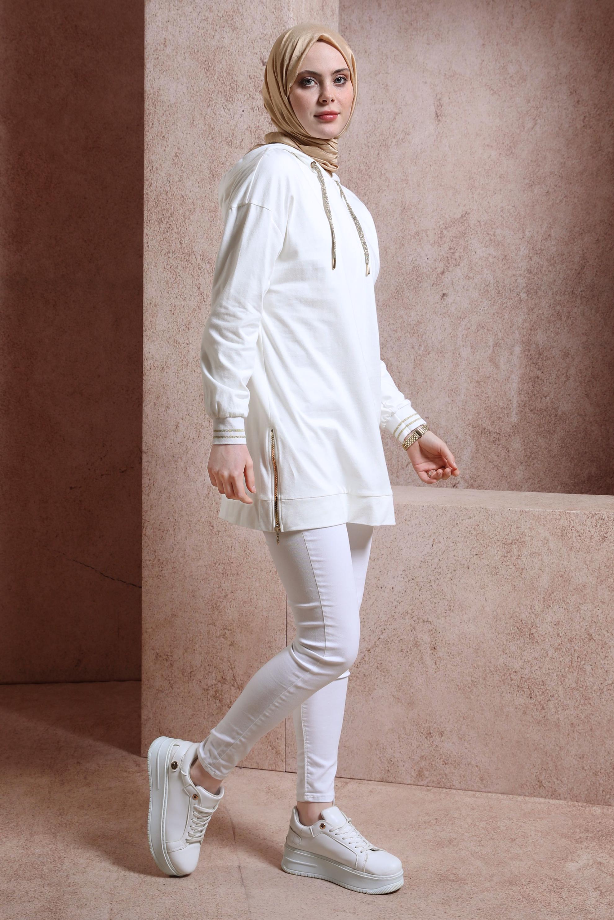 Tesettür giyim BEYAZ KAPÜŞONLU TUNİK 44449